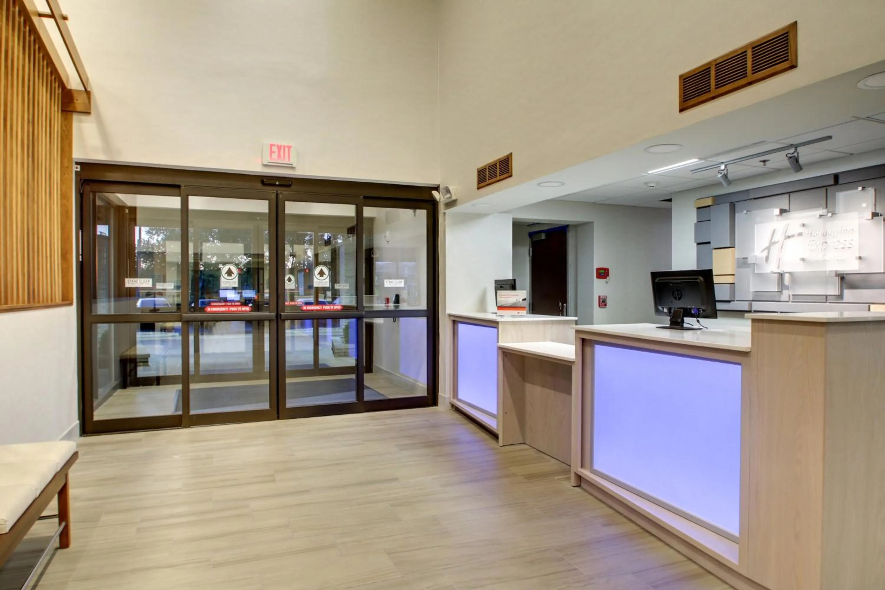 Property building in Holiday Inn Express & Suites Aurora - Naperville by IHG