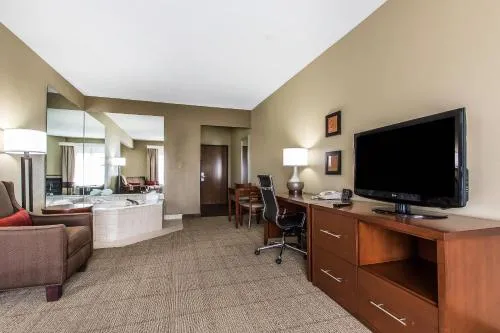 Comfort Suites Effingham Central