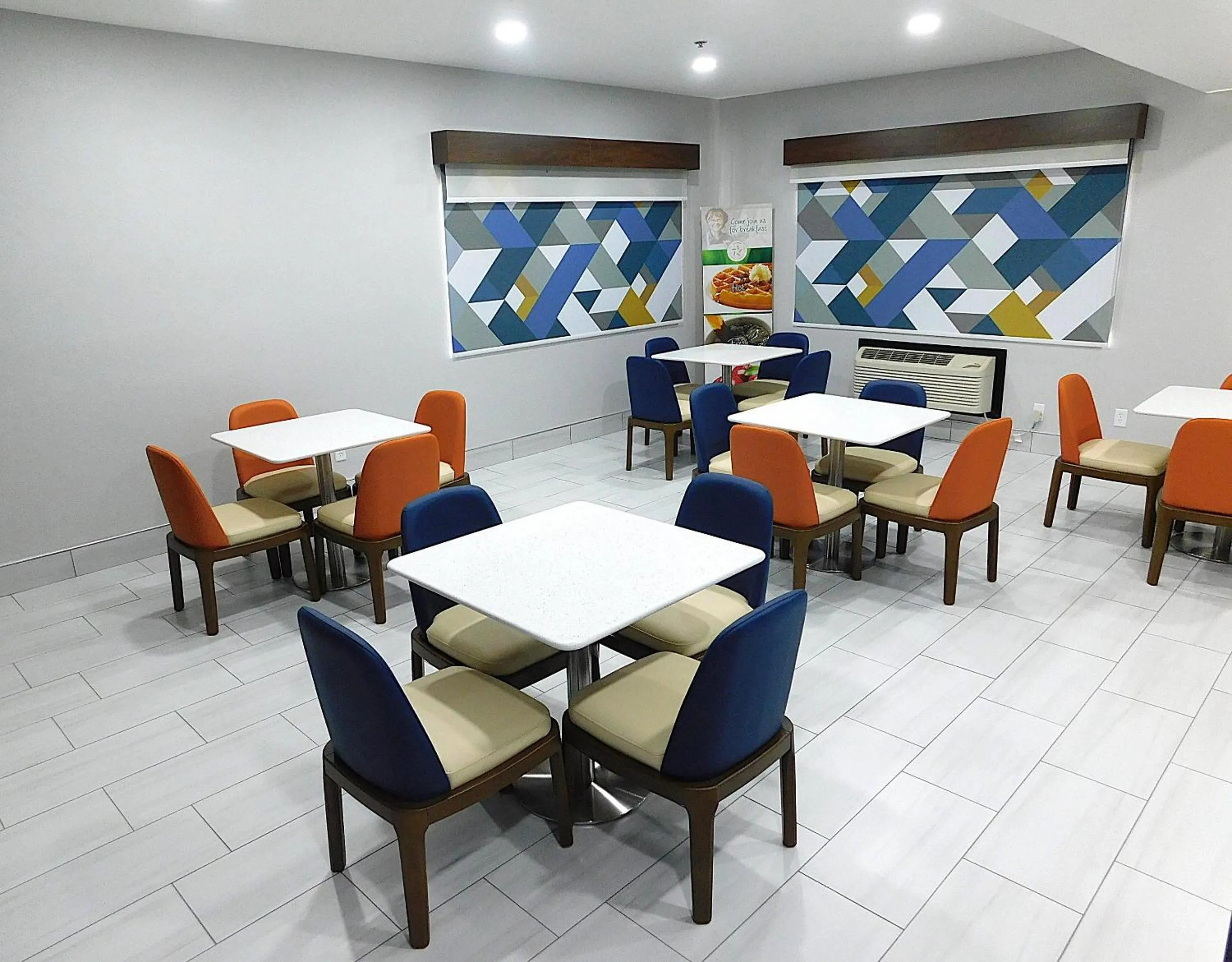 Breakfast in Quality Inn Pontiac