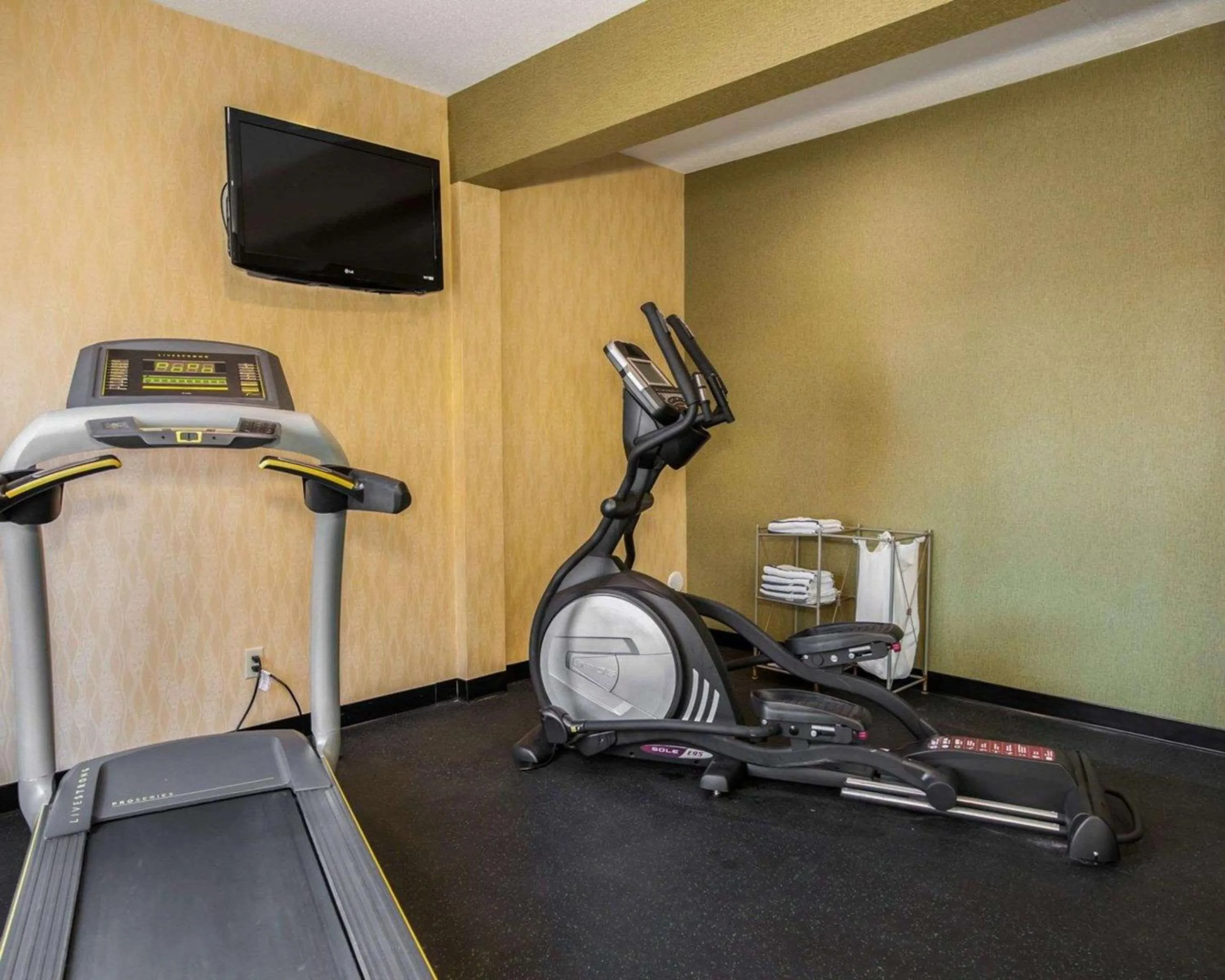 Fitness centre/facilities in Quality Inn Franklin I-65