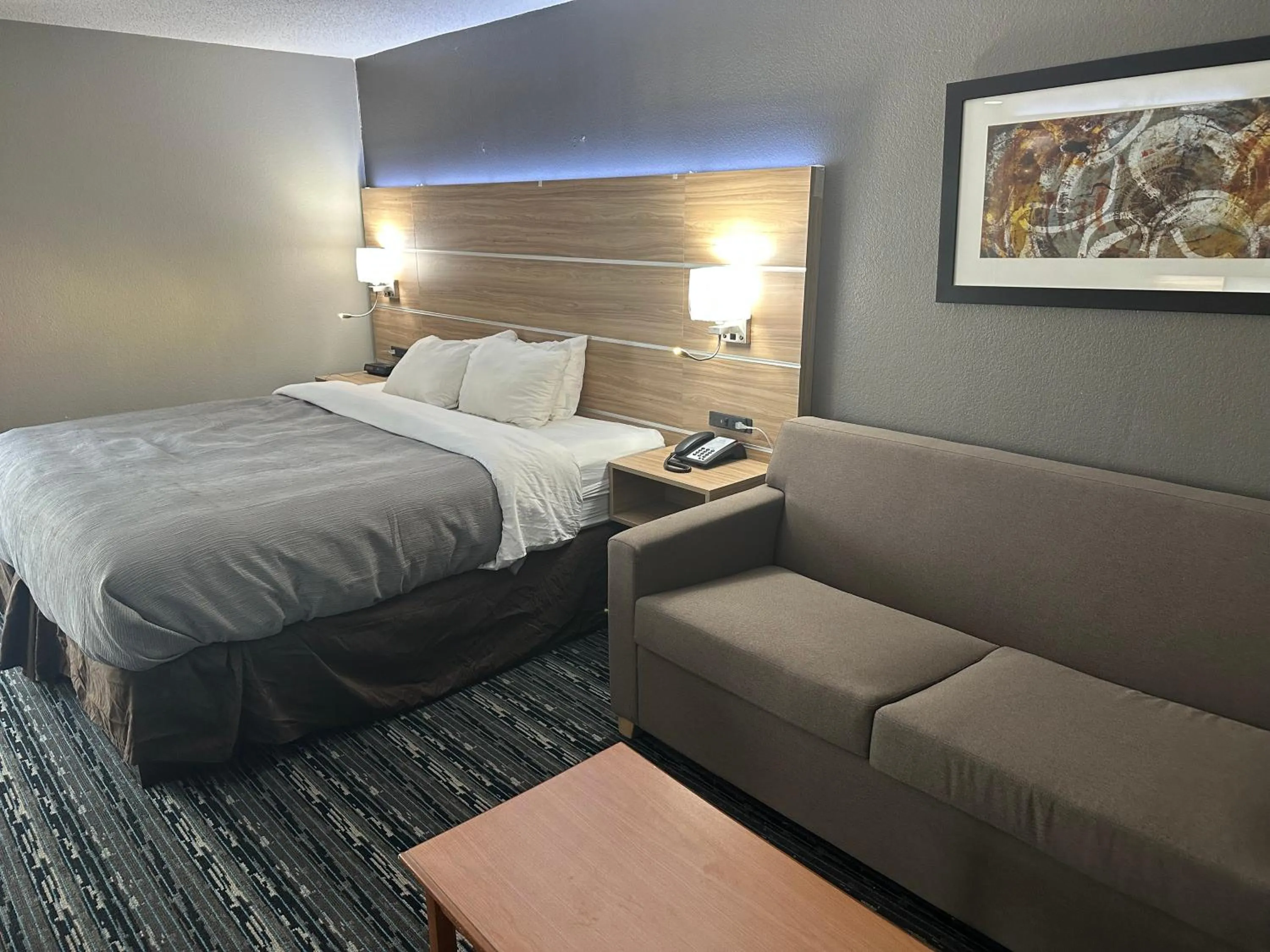 Bedroom, Bed in Quality Inn Rochester South