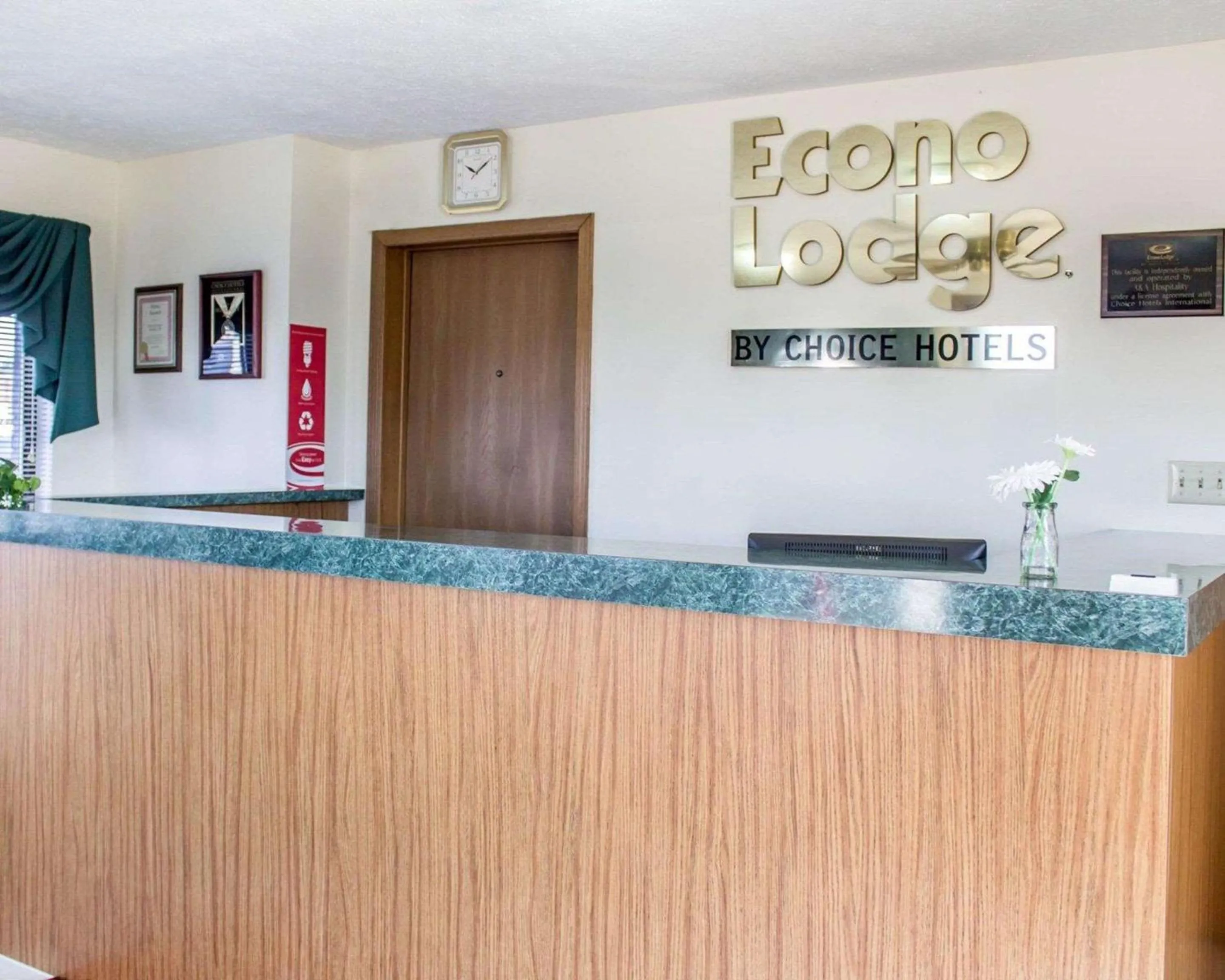 Lobby or reception in Econo Lodge Elkhart North