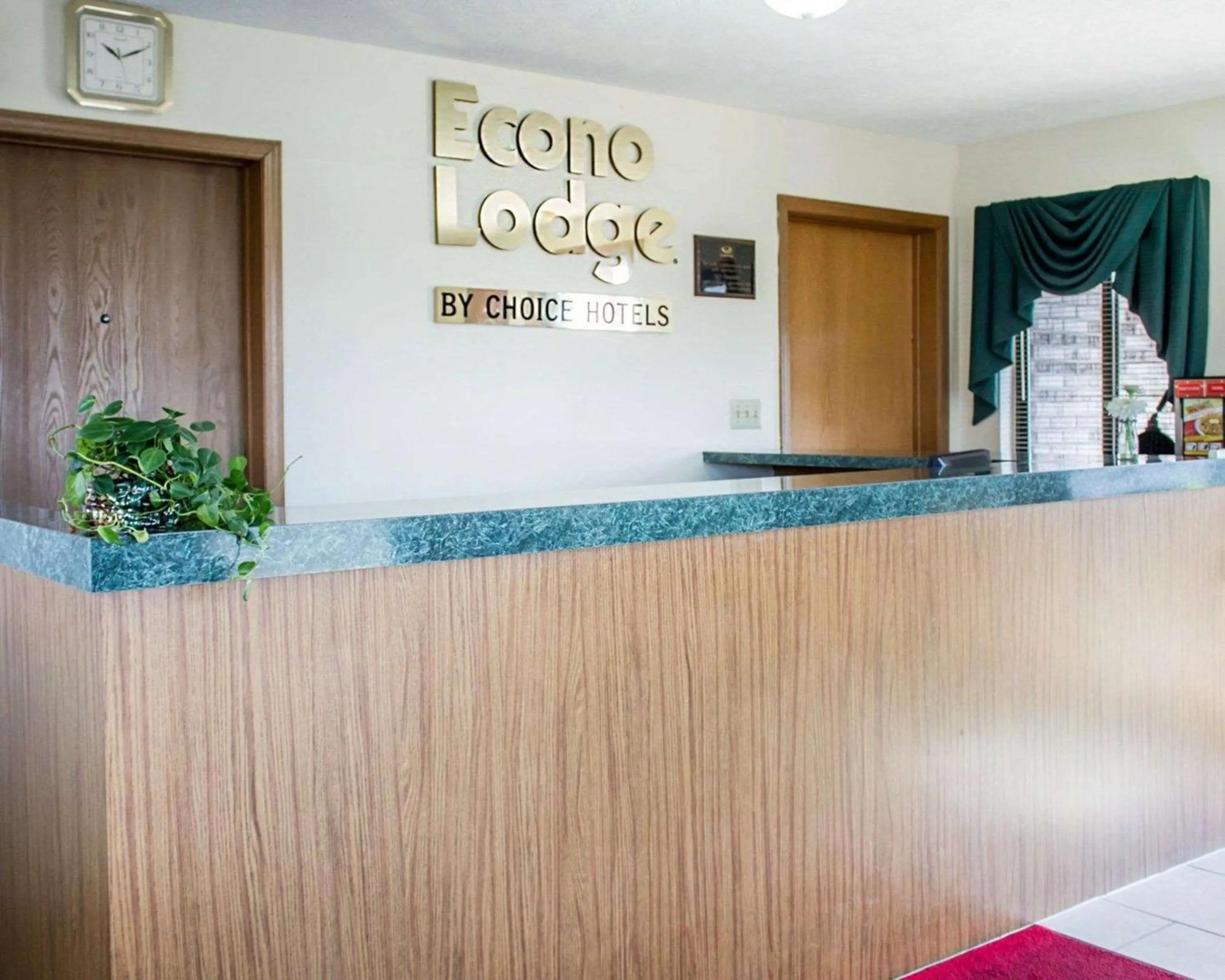 Lobby or reception in Econo Lodge Elkhart North