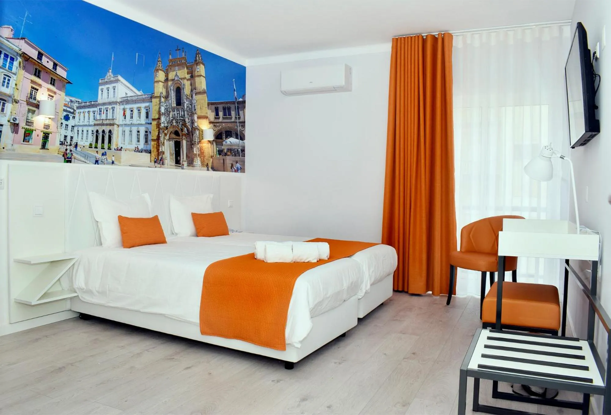 Bed in THE FOZ Beach Hotel