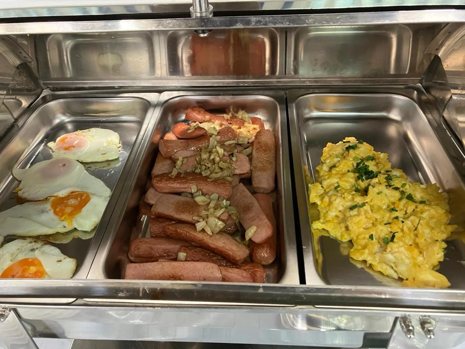 Breakfast in THE FOZ Beach Hotel