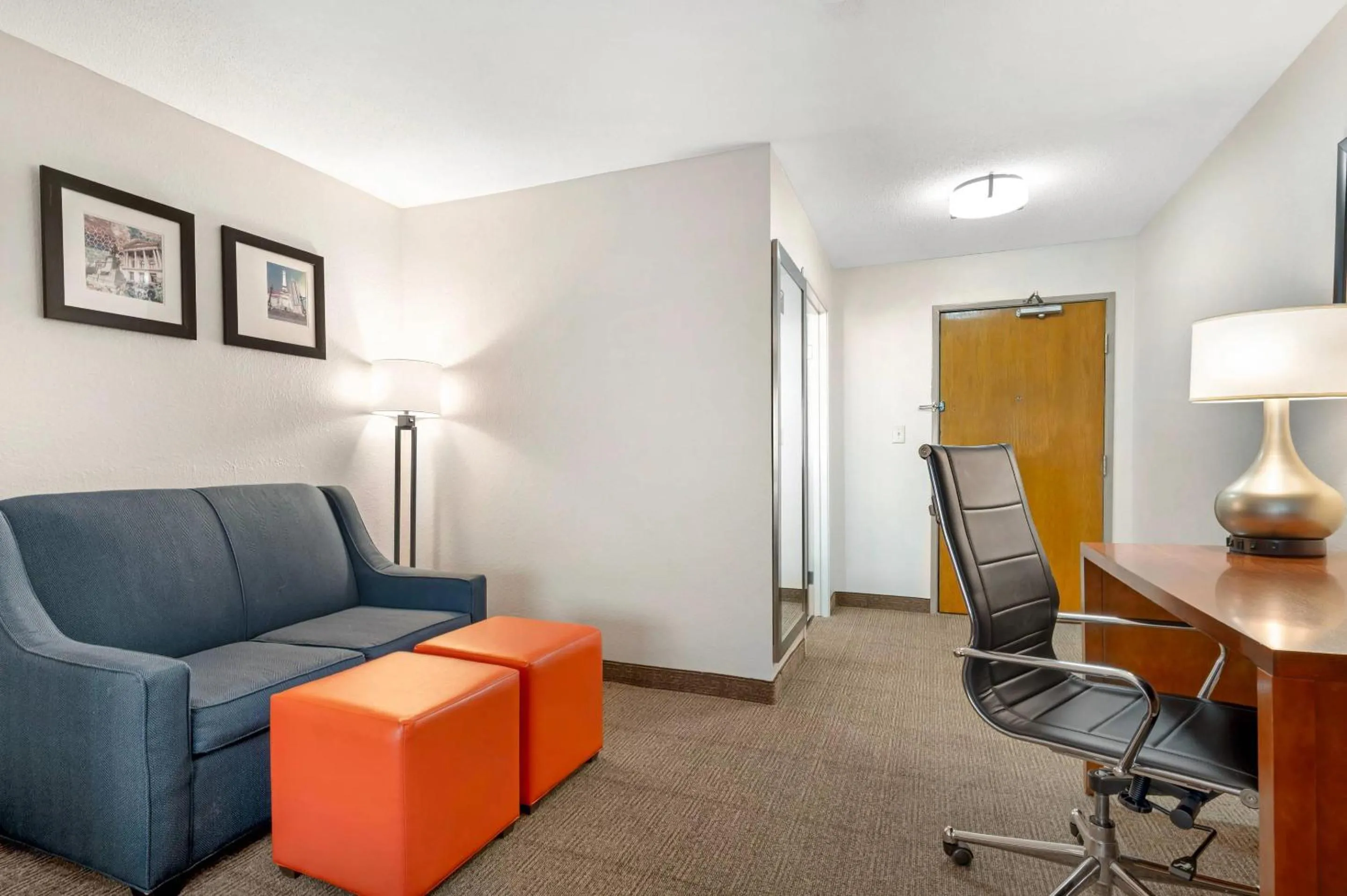 Bedroom in Comfort Inn & Suites North Greenfield