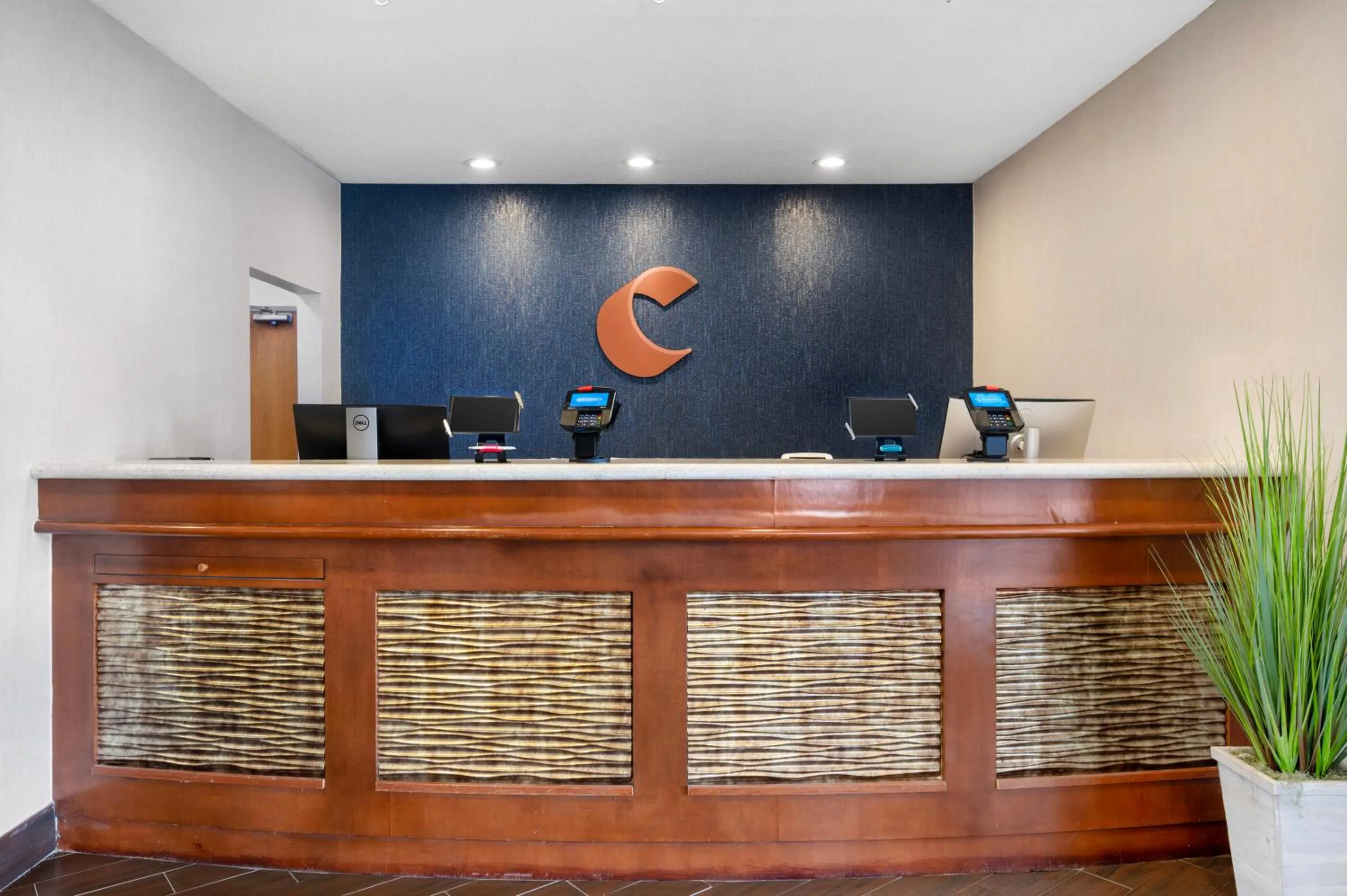 Lobby or reception in Comfort Inn & Suites North Greenfield