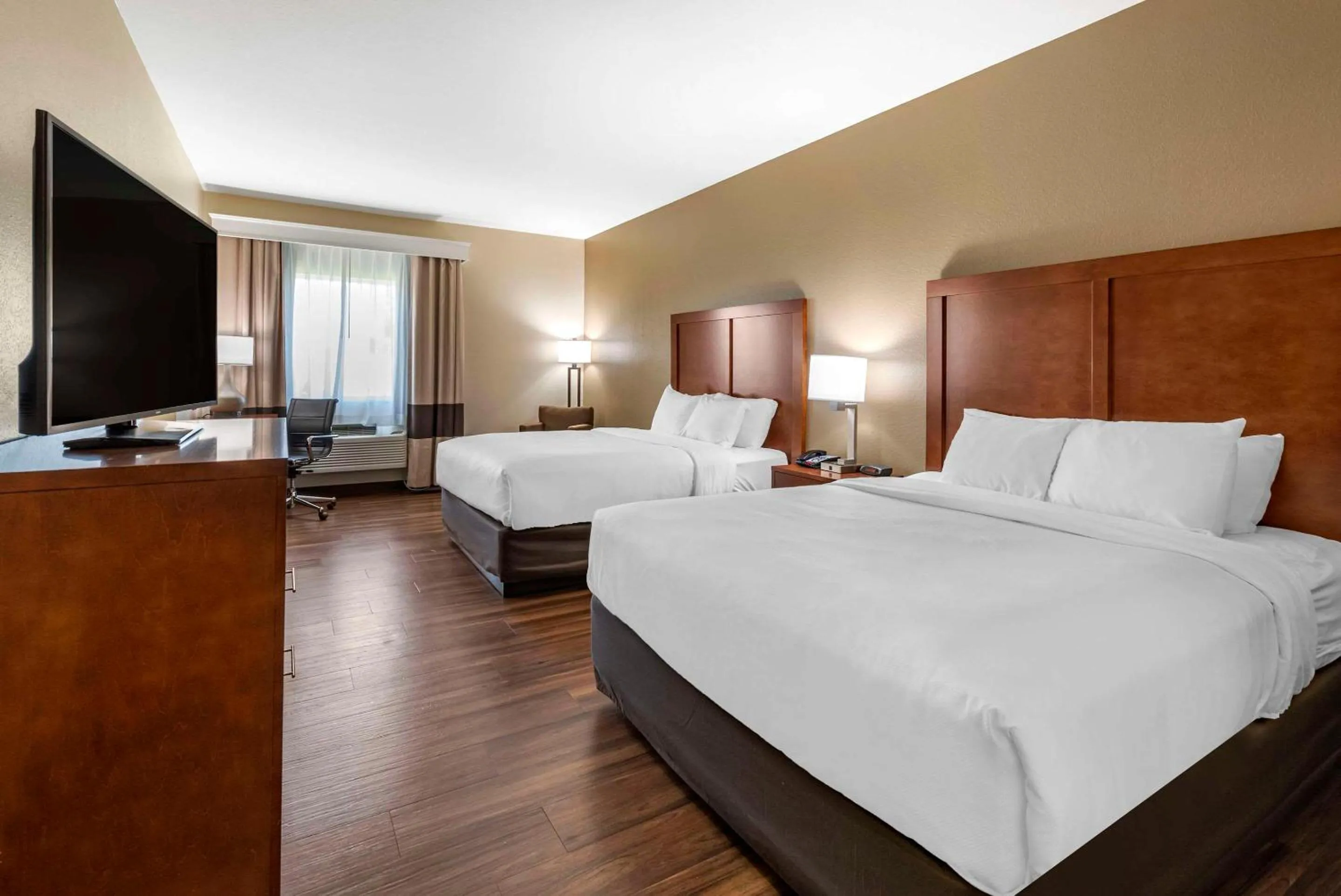 Bedroom, Bed in Comfort Inn Crawfordsville