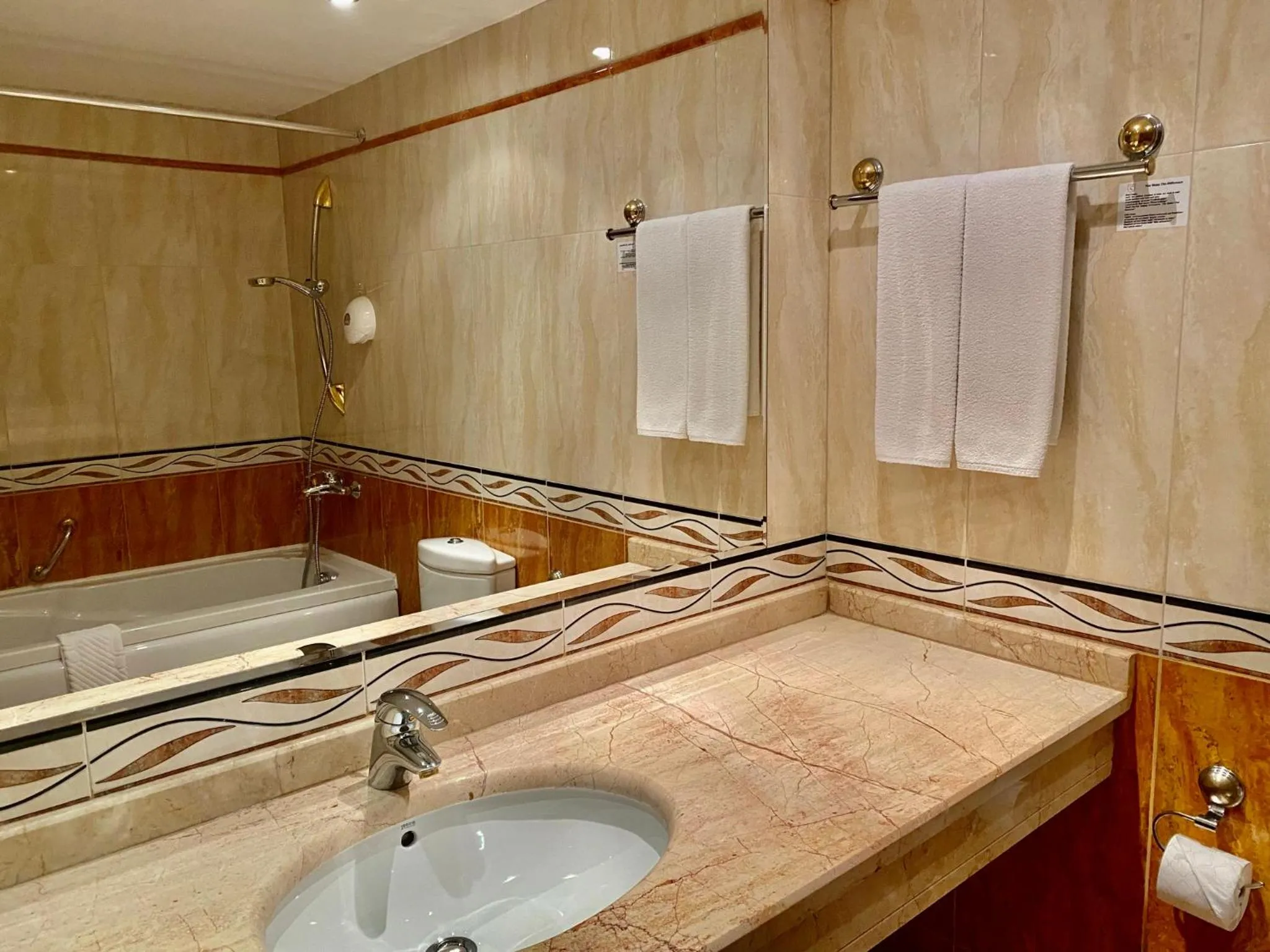 Bathroom in Duni Marina Royal Palace Hotel - Ultra All Inclusive