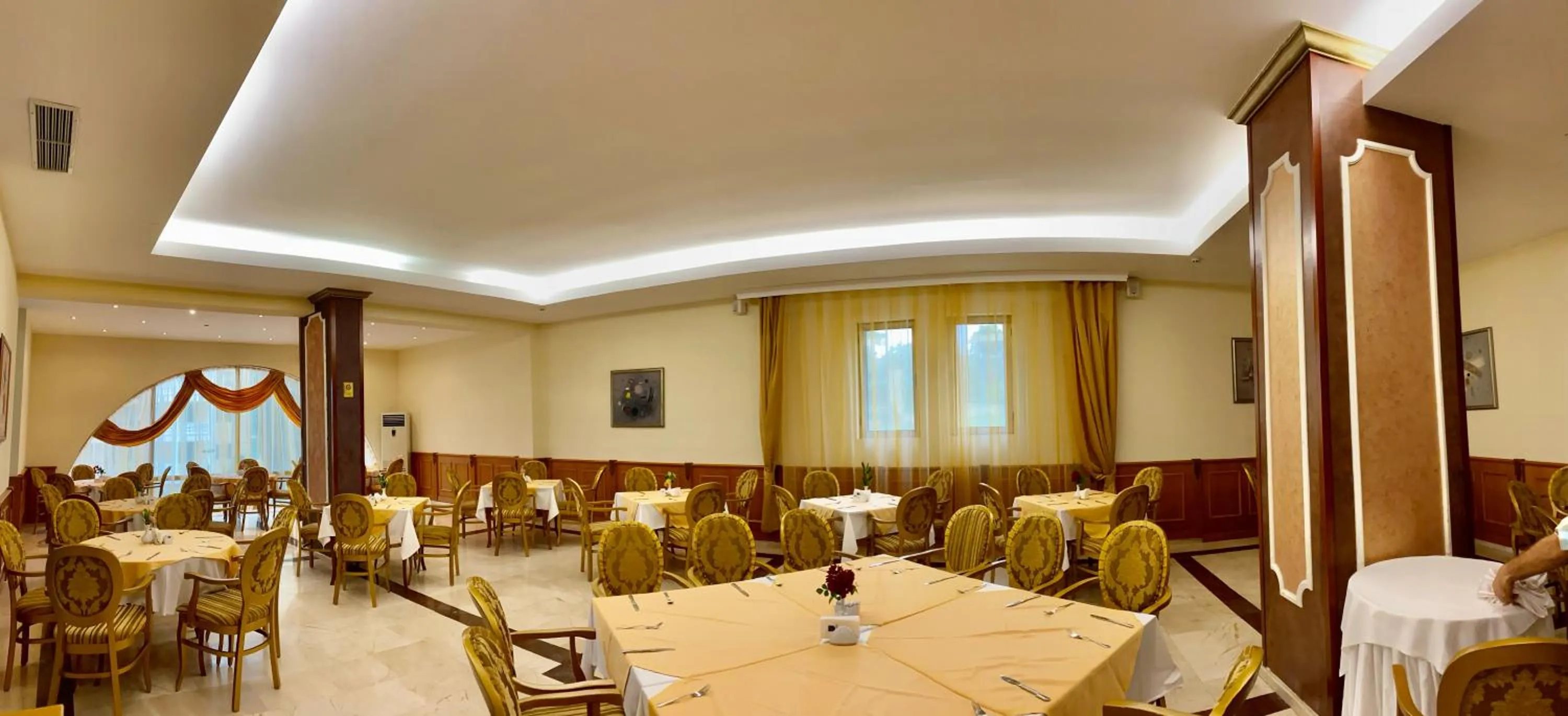 Restaurant/places to eat in Duni Marina Royal Palace Hotel - Ultra All Inclusive