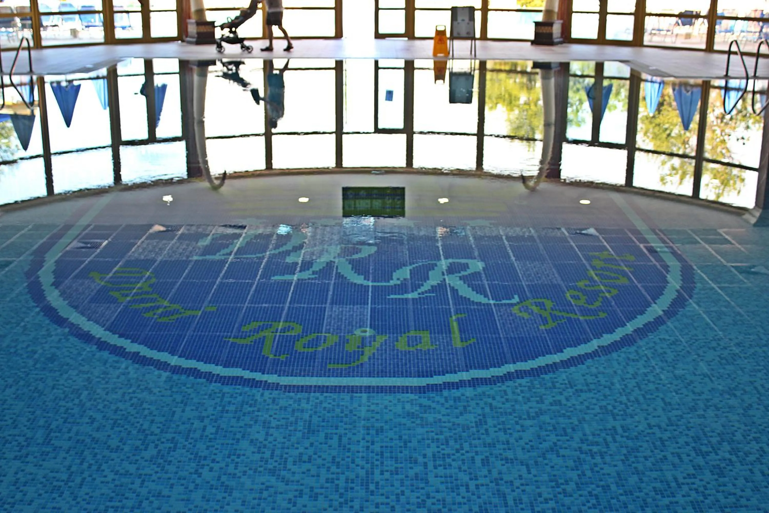 Swimming pool in Duni Marina Royal Palace Hotel - Ultra All Inclusive