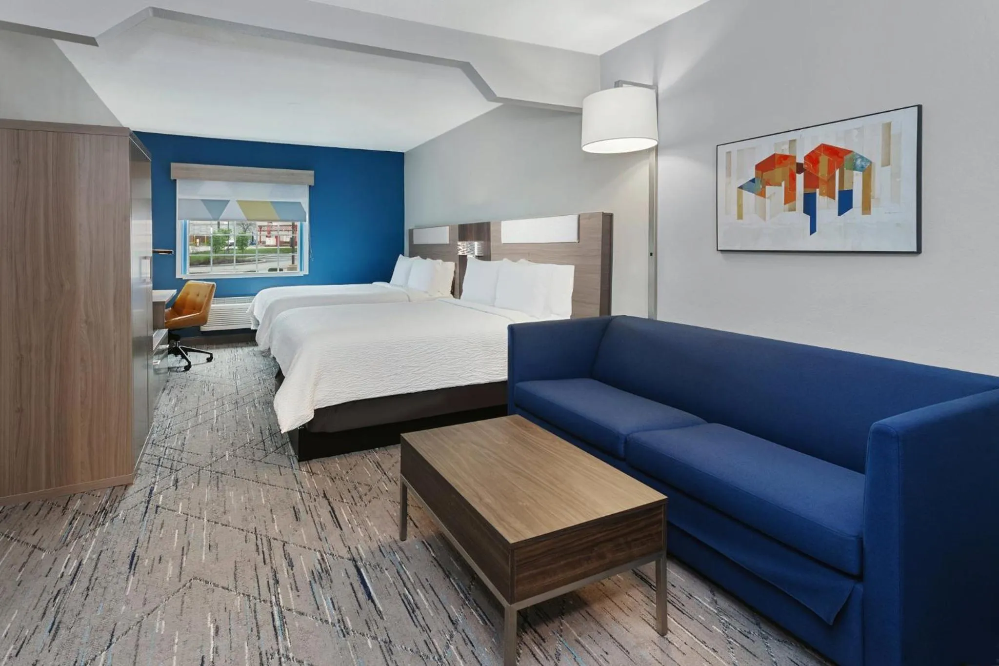 Photo of the whole room, Bed in Holiday Inn Express & Suites Carmel North – Westfield by IHG