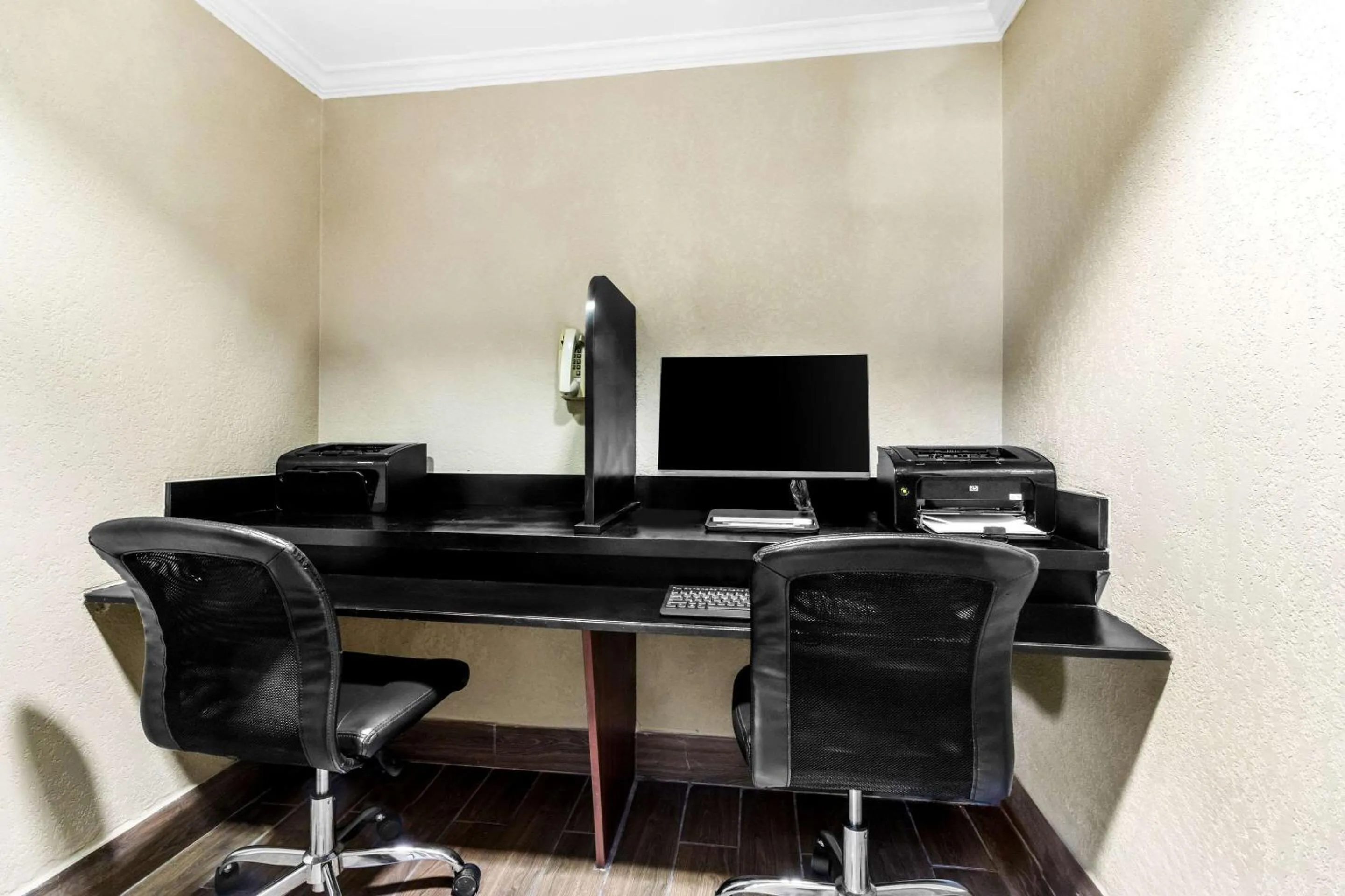 Business facilities in Comfort Inn Evansville East