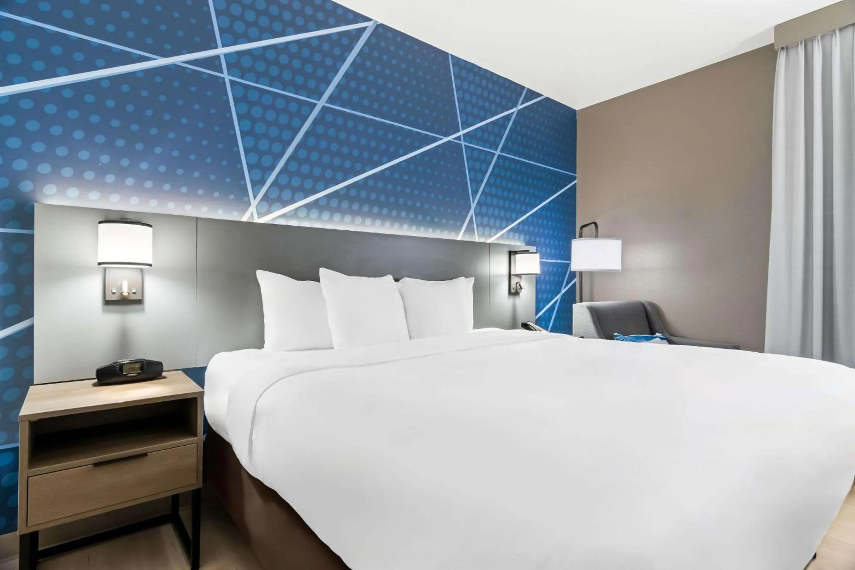 Bedroom, Bed in Comfort Inn Schererville