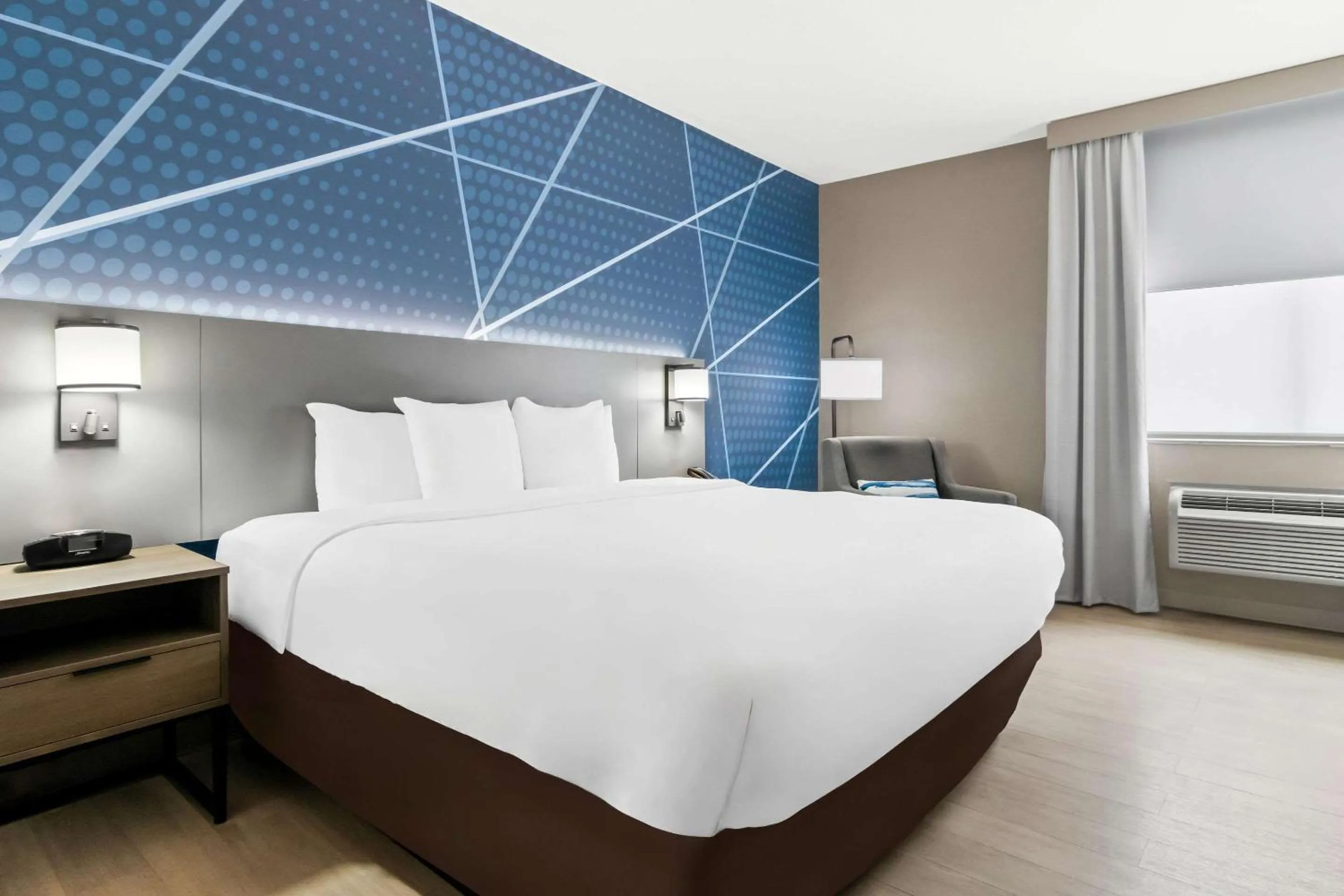 Bedroom, Bed in Comfort Inn Schererville