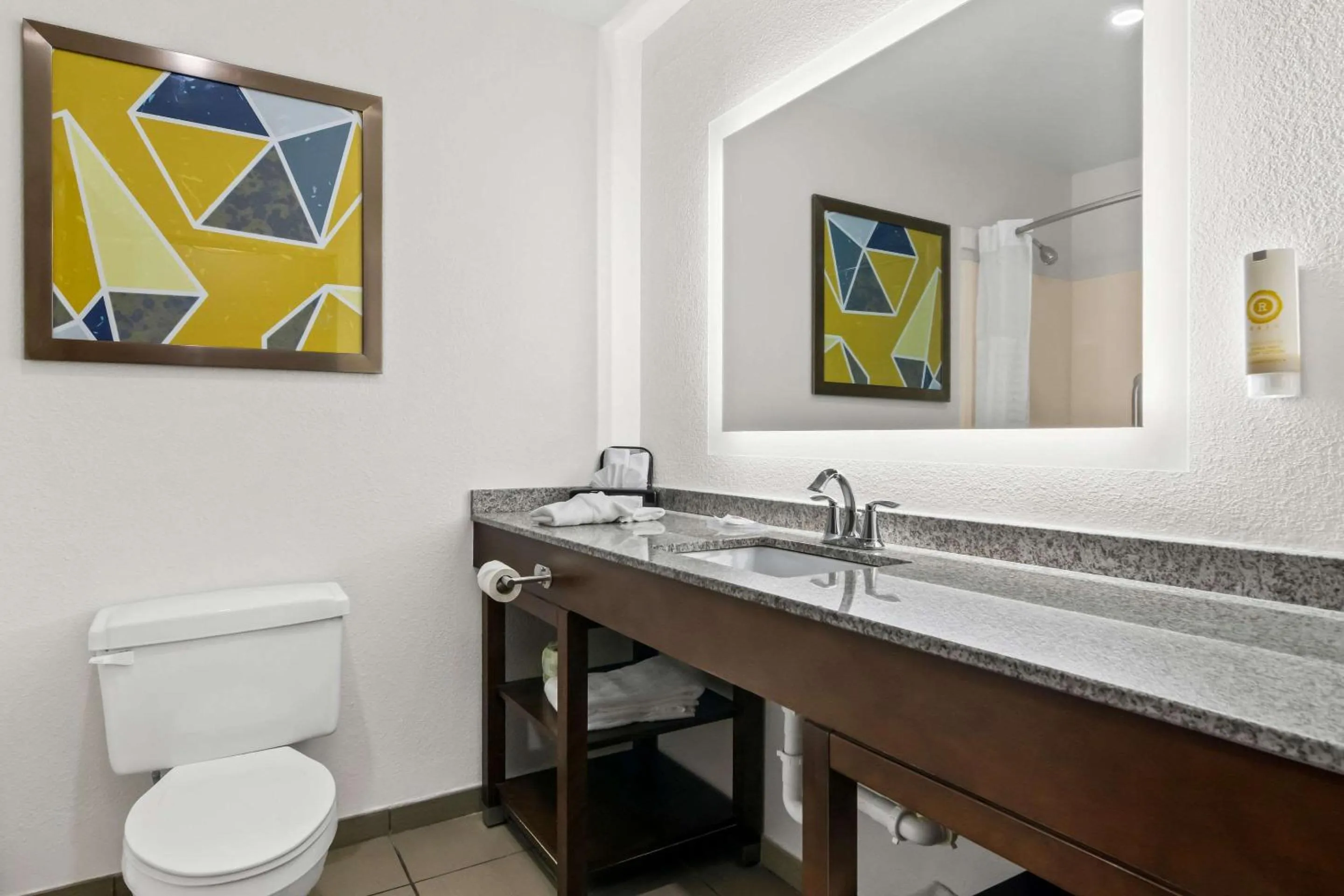 Bedroom in Comfort Inn Schererville