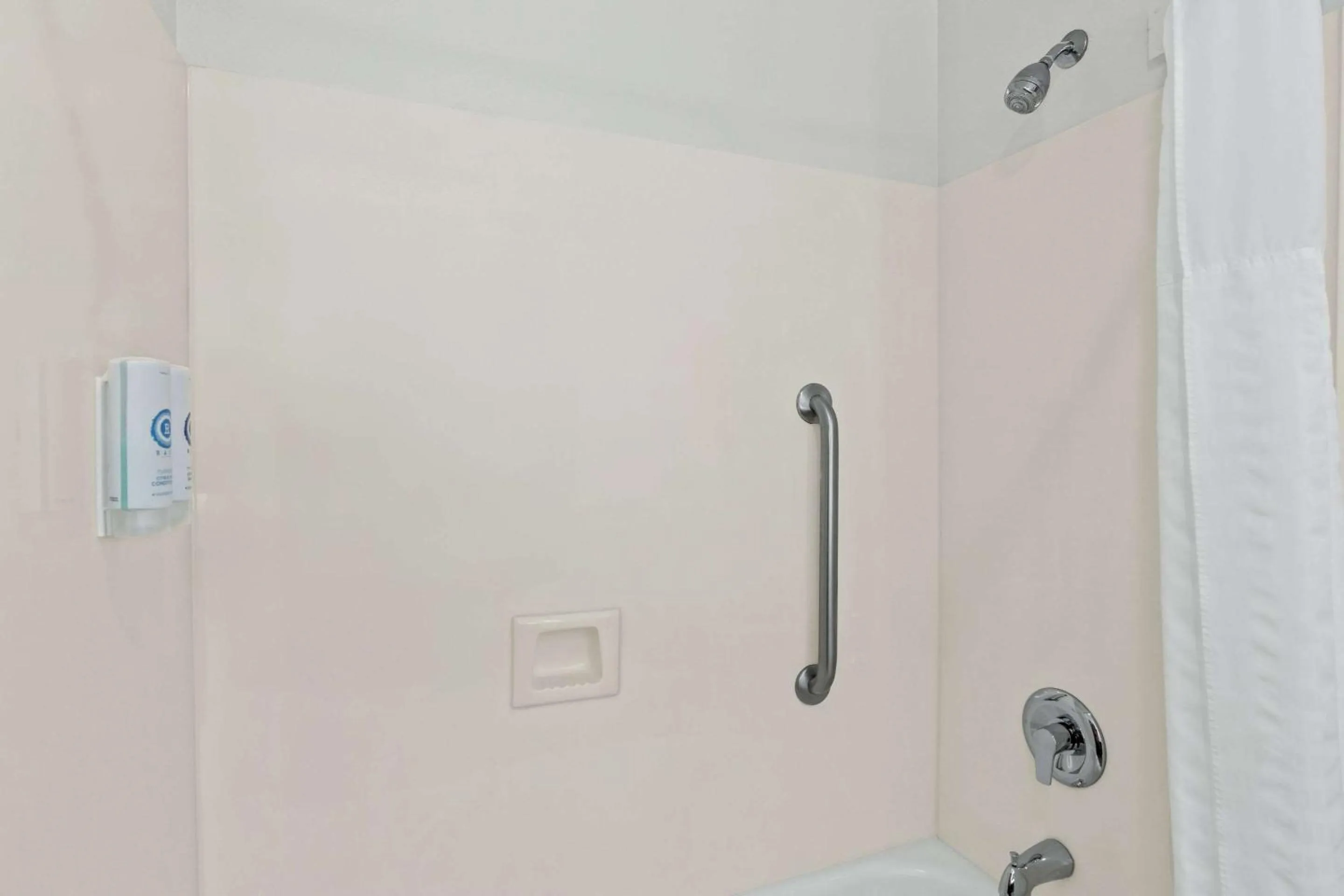 Bedroom in Comfort Inn Schererville