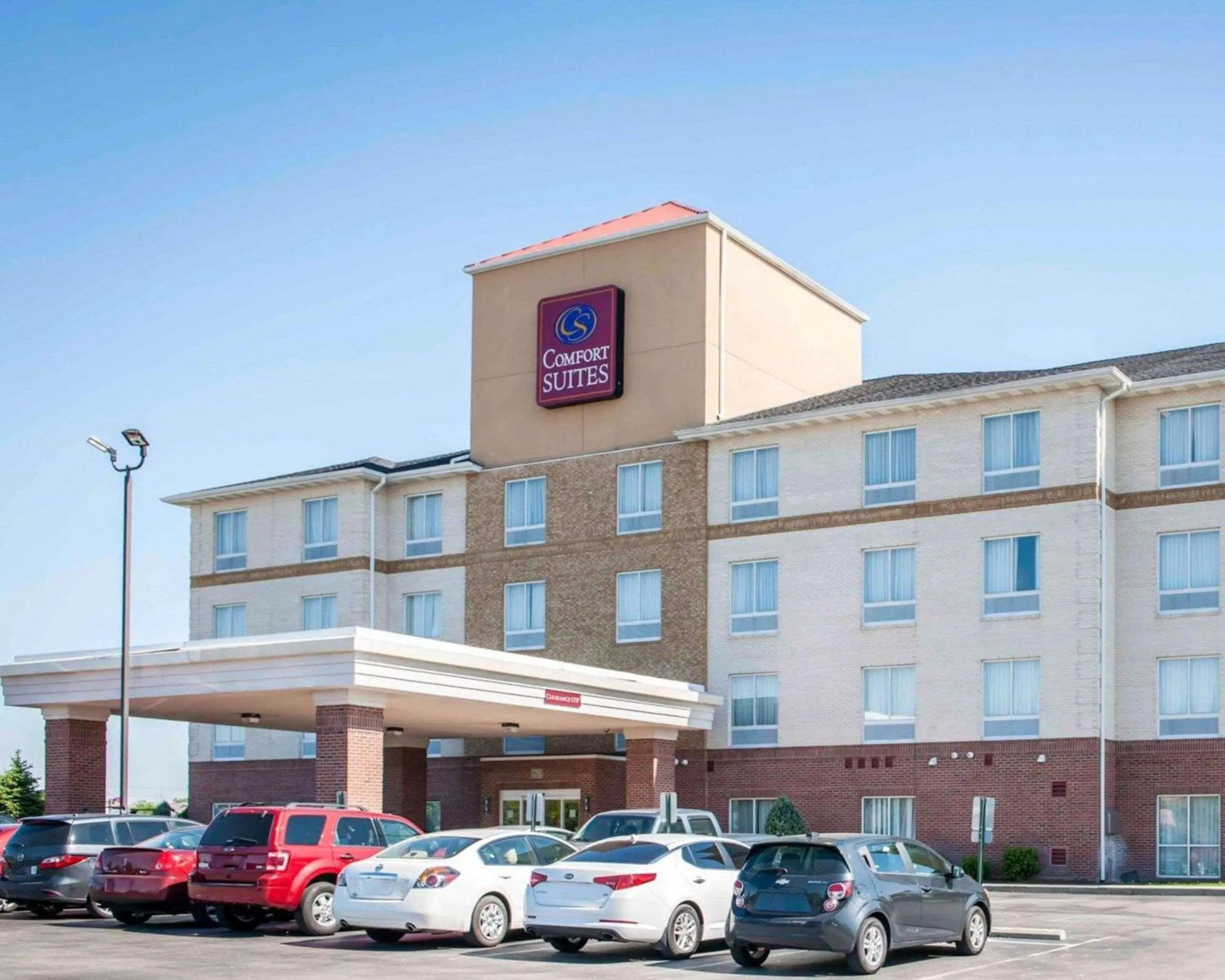Property building in Comfort Suites Southport