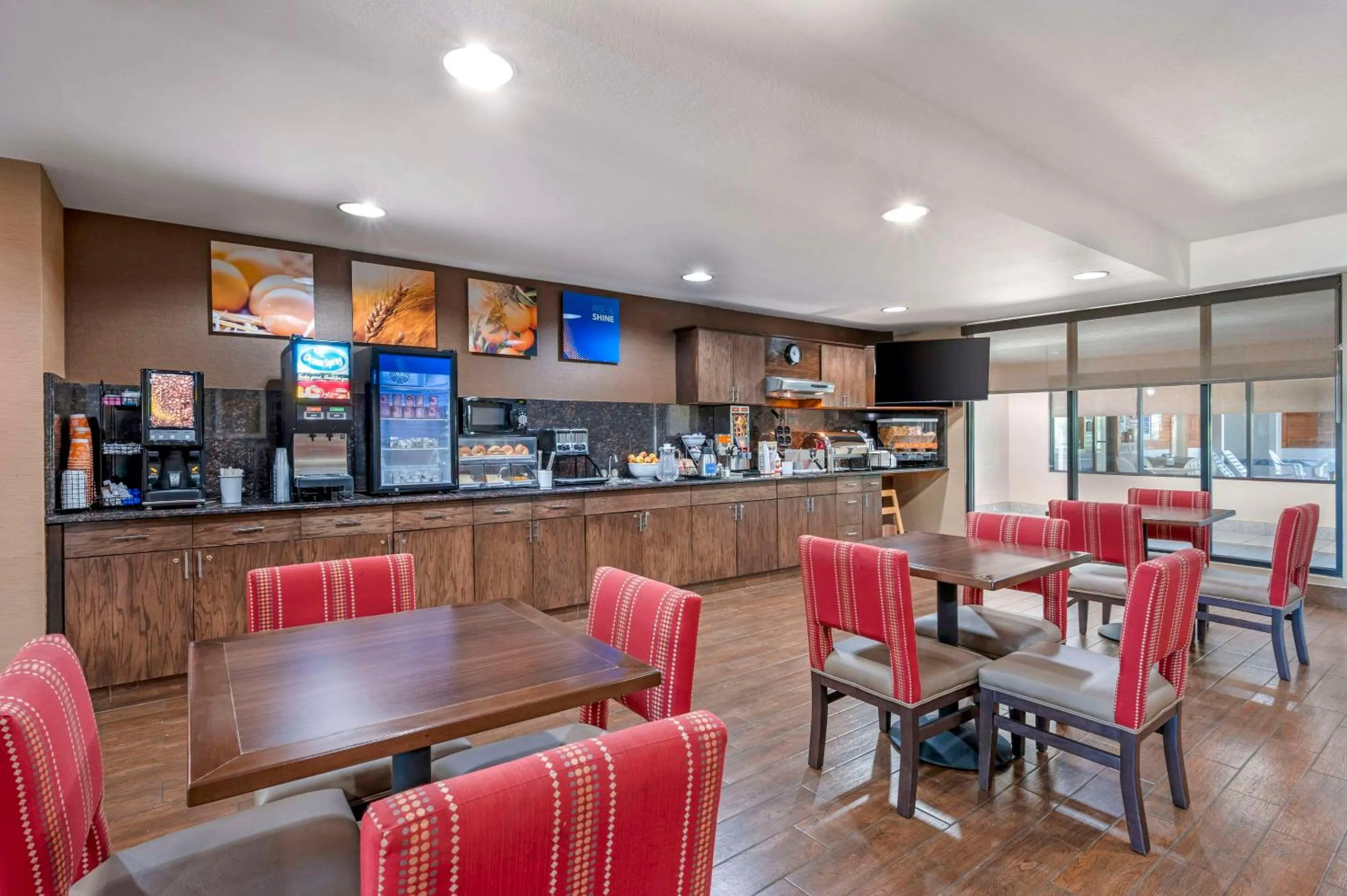 Breakfast in Comfort Inn