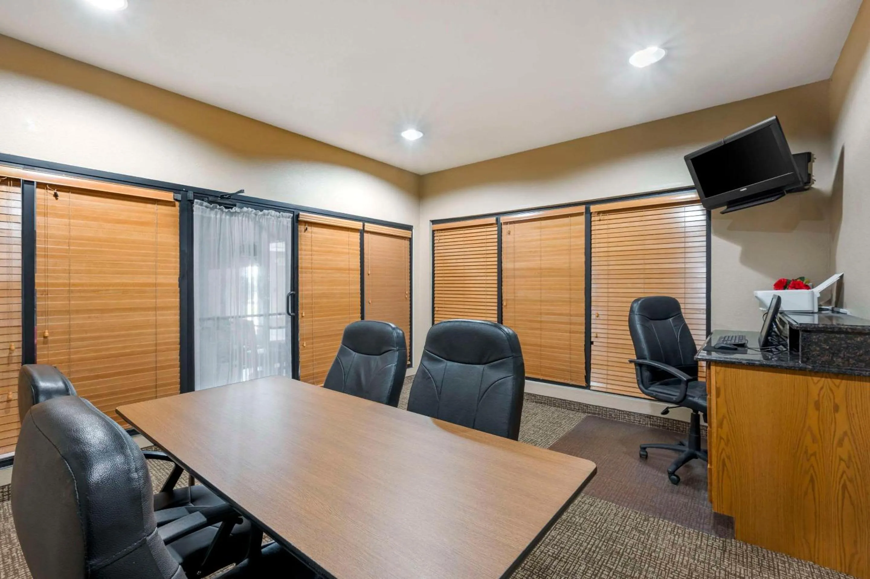 Meeting/conference room in Comfort Inn