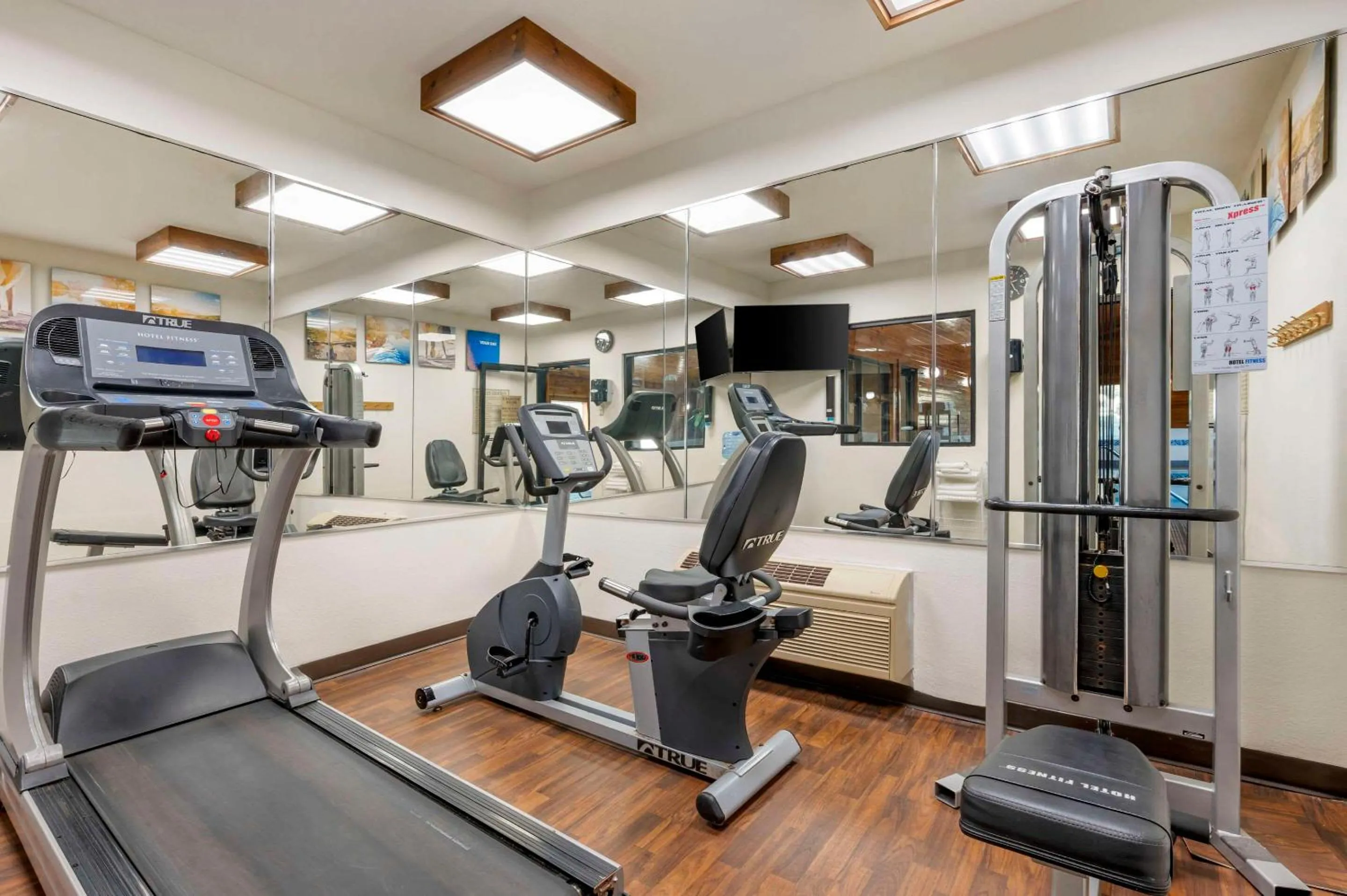 Fitness centre/facilities in Comfort Inn