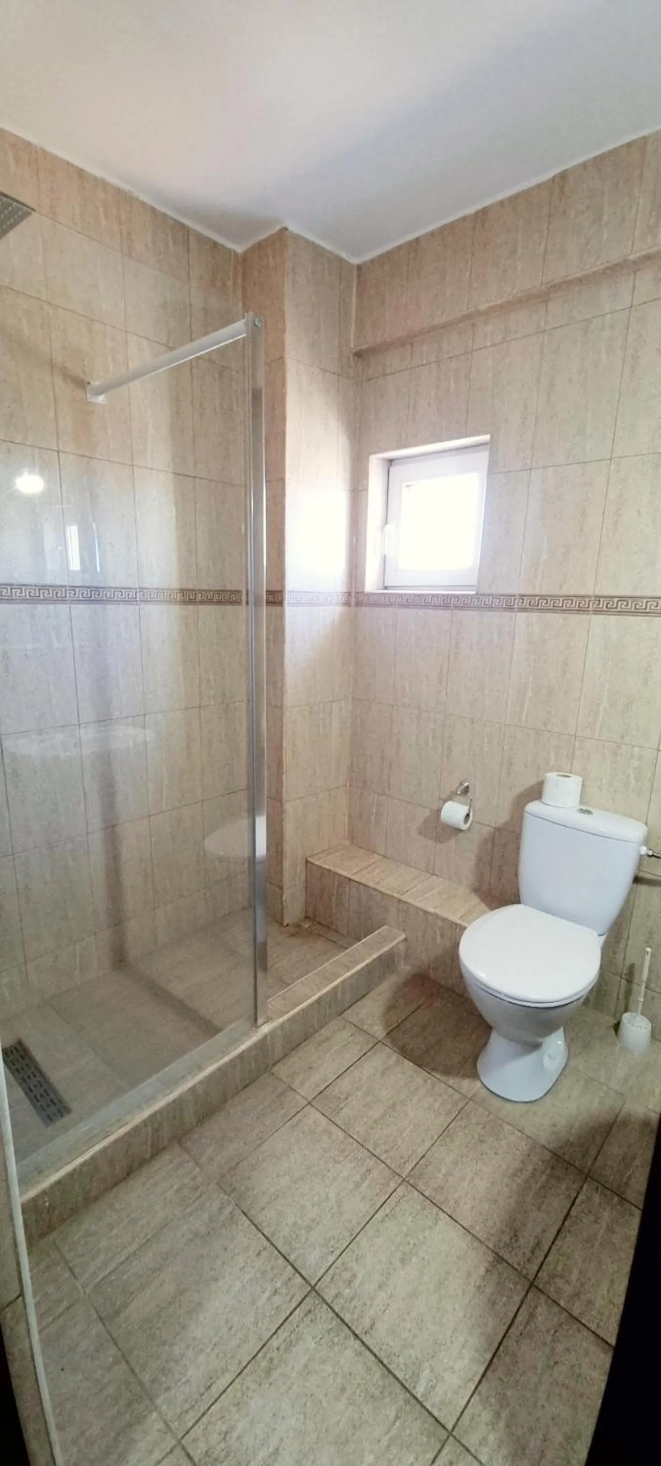 Shower in Hotel Blue Sky Resort