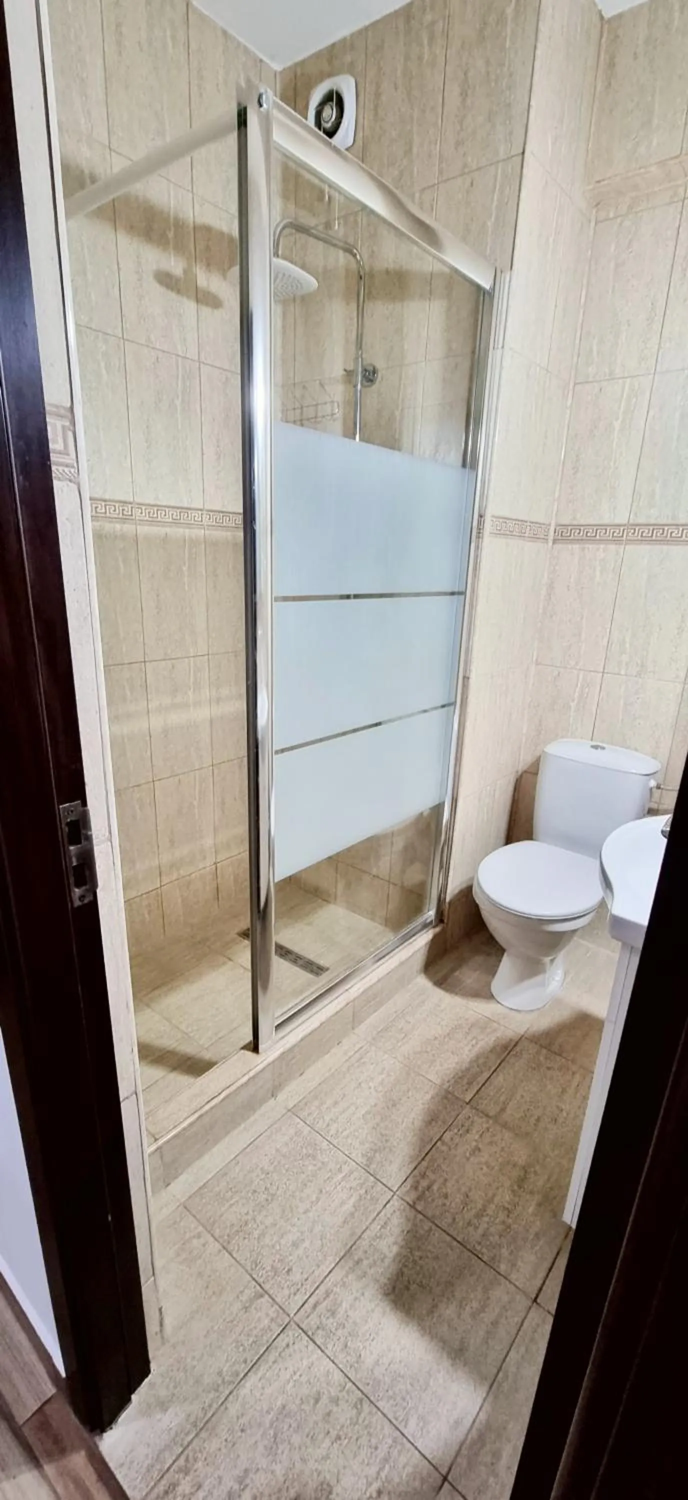 Shower in Hotel Blue Sky Resort