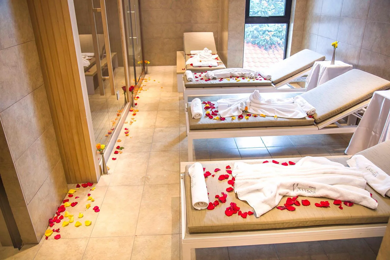 Sauna, Bed in Vamos Addis Hotel