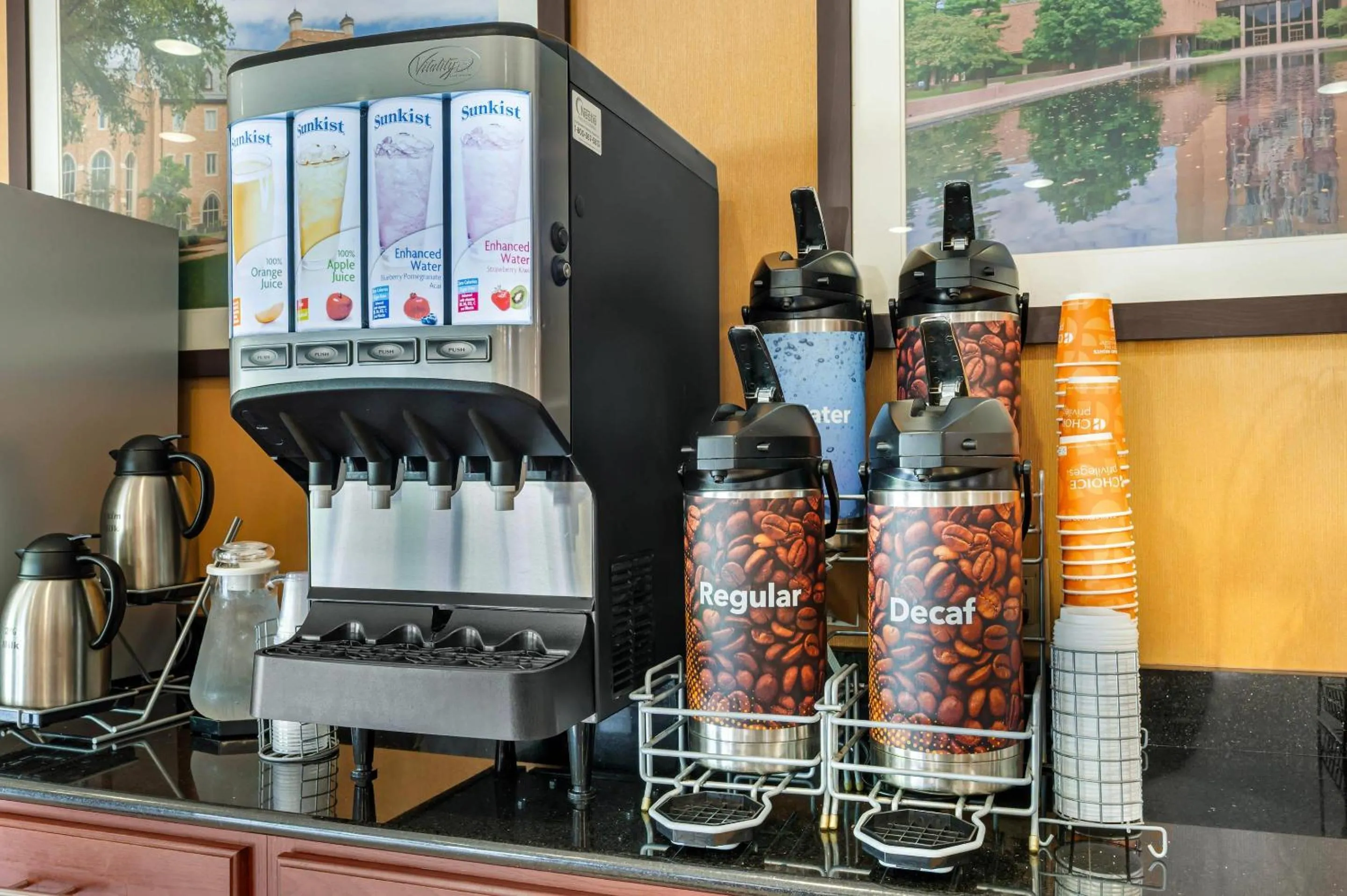 Breakfast in Comfort Suites South Bend Near Casino