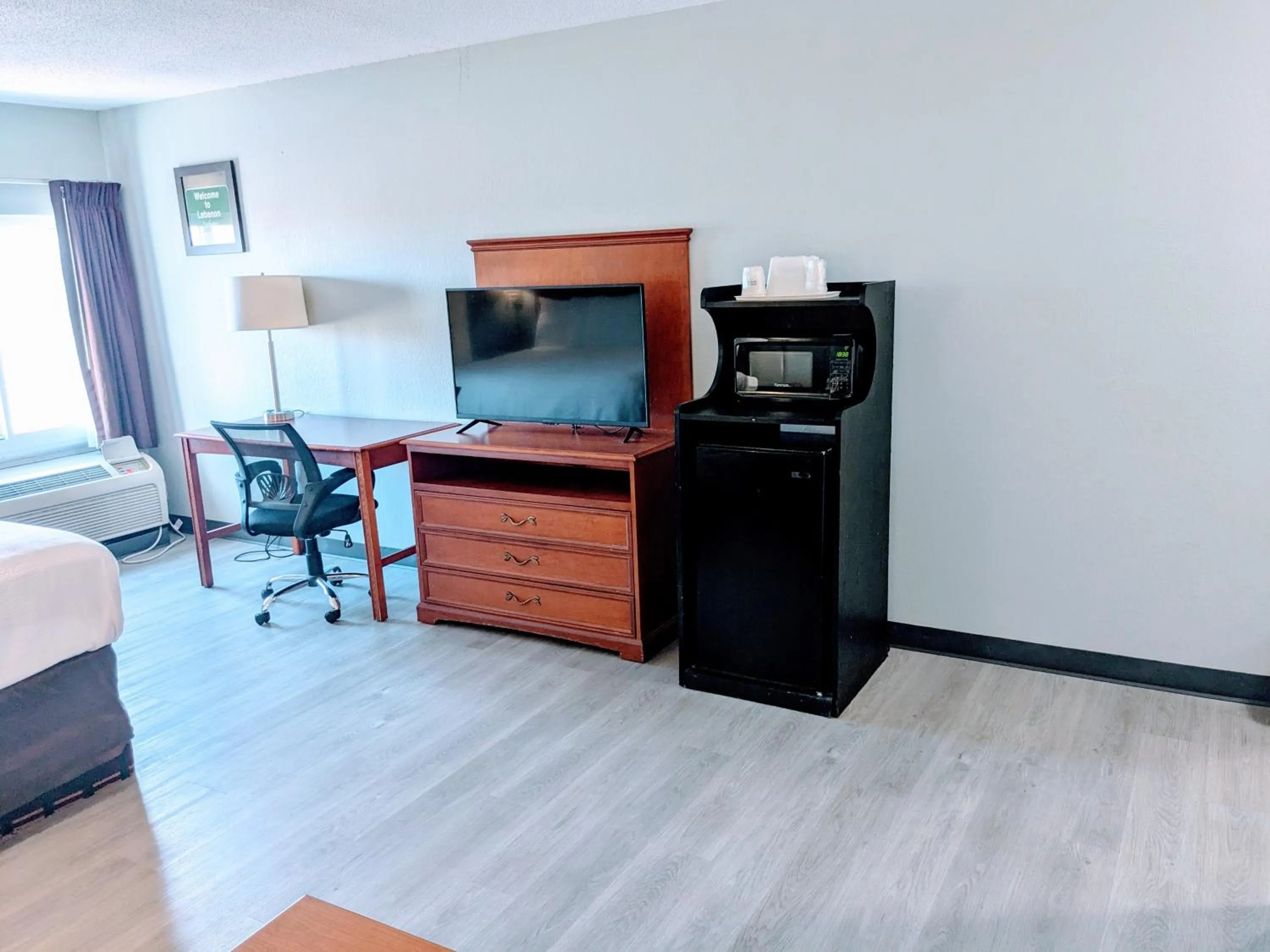 Bed in Baymont by Wyndham Lebanon IN