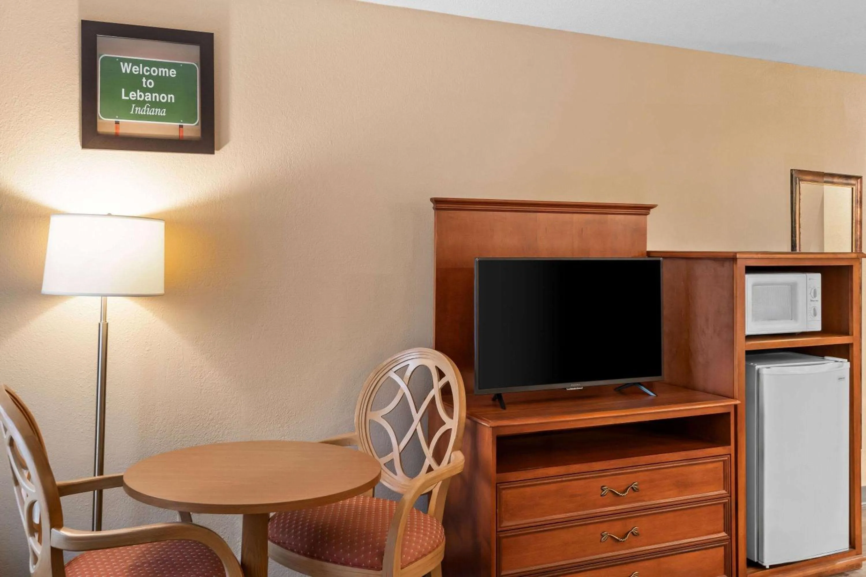 Bath in Baymont by Wyndham Lebanon IN