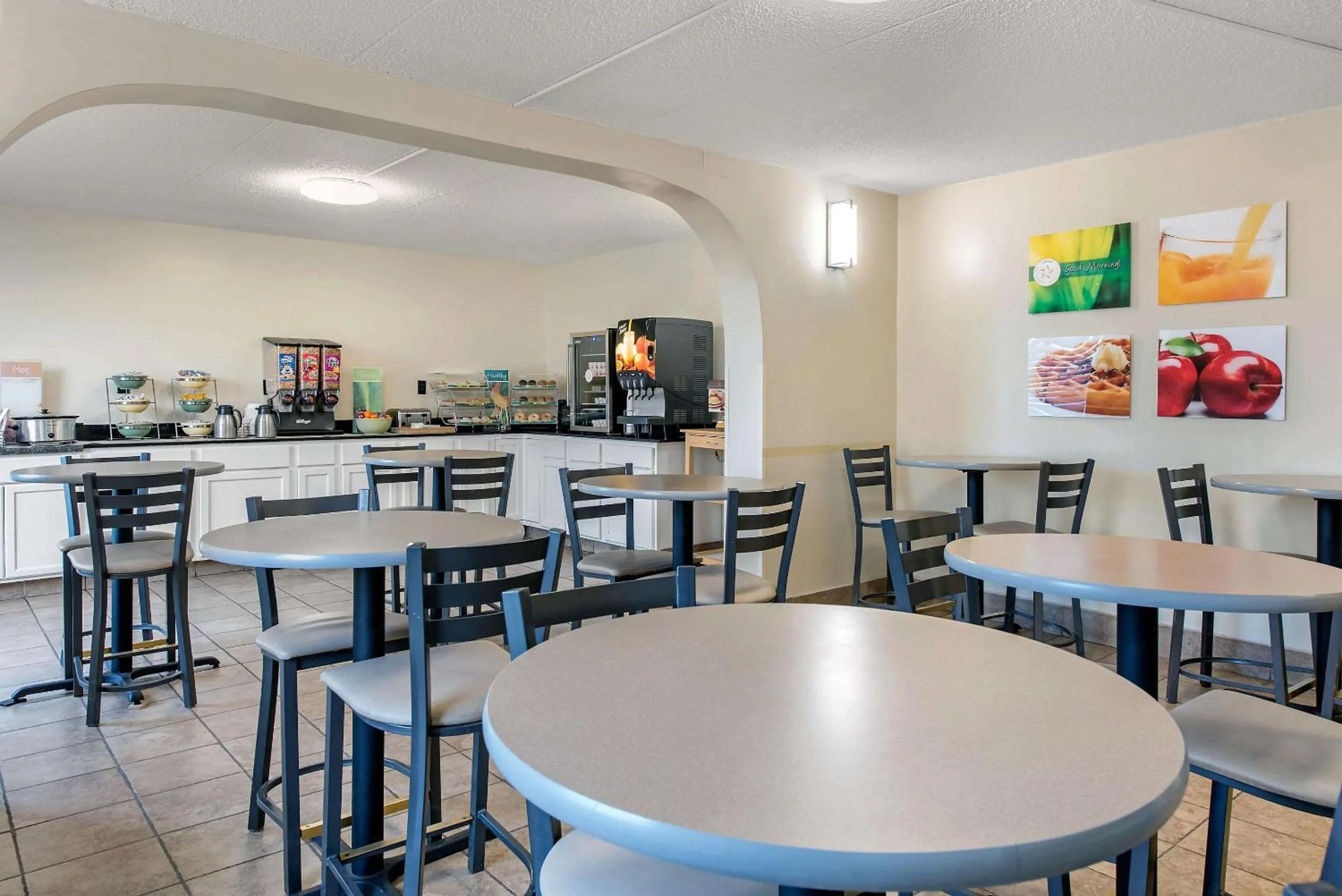 Restaurant/places to eat in Quality Inn & Suites Lafayette I-65