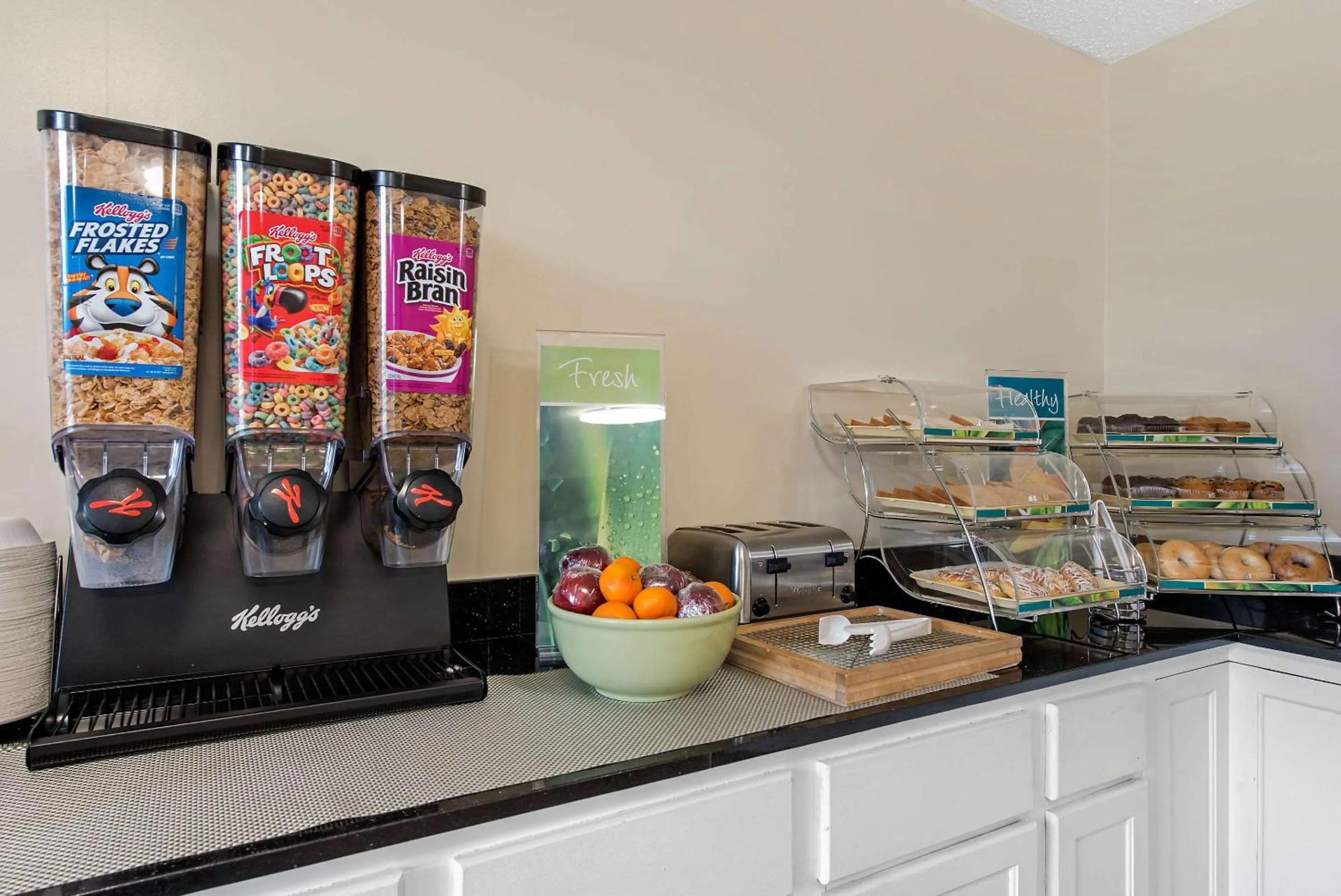 Restaurant/places to eat in Quality Inn & Suites Lafayette I-65