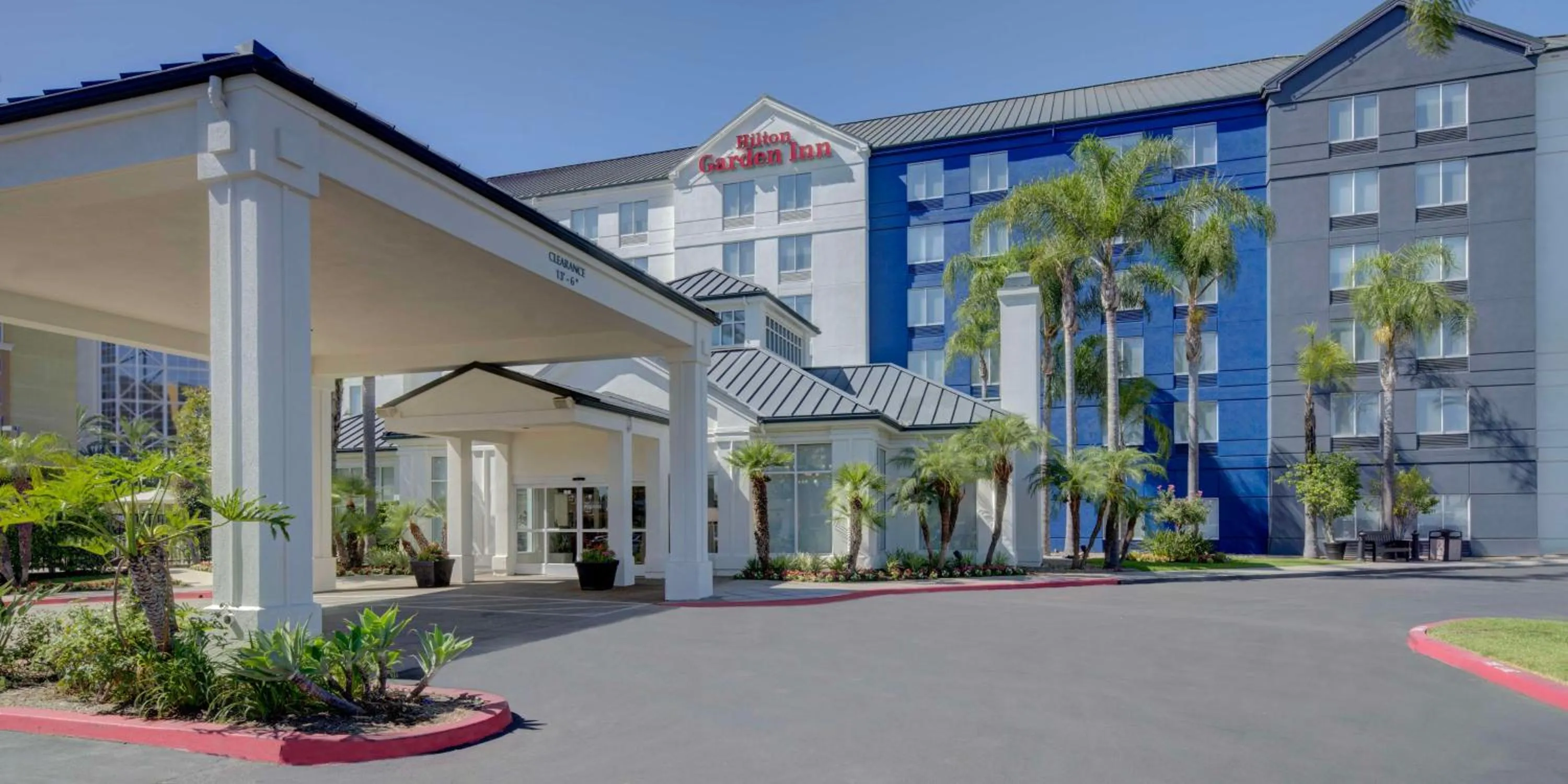 Property building in Hilton Garden Inn Anaheim/Garden Grove