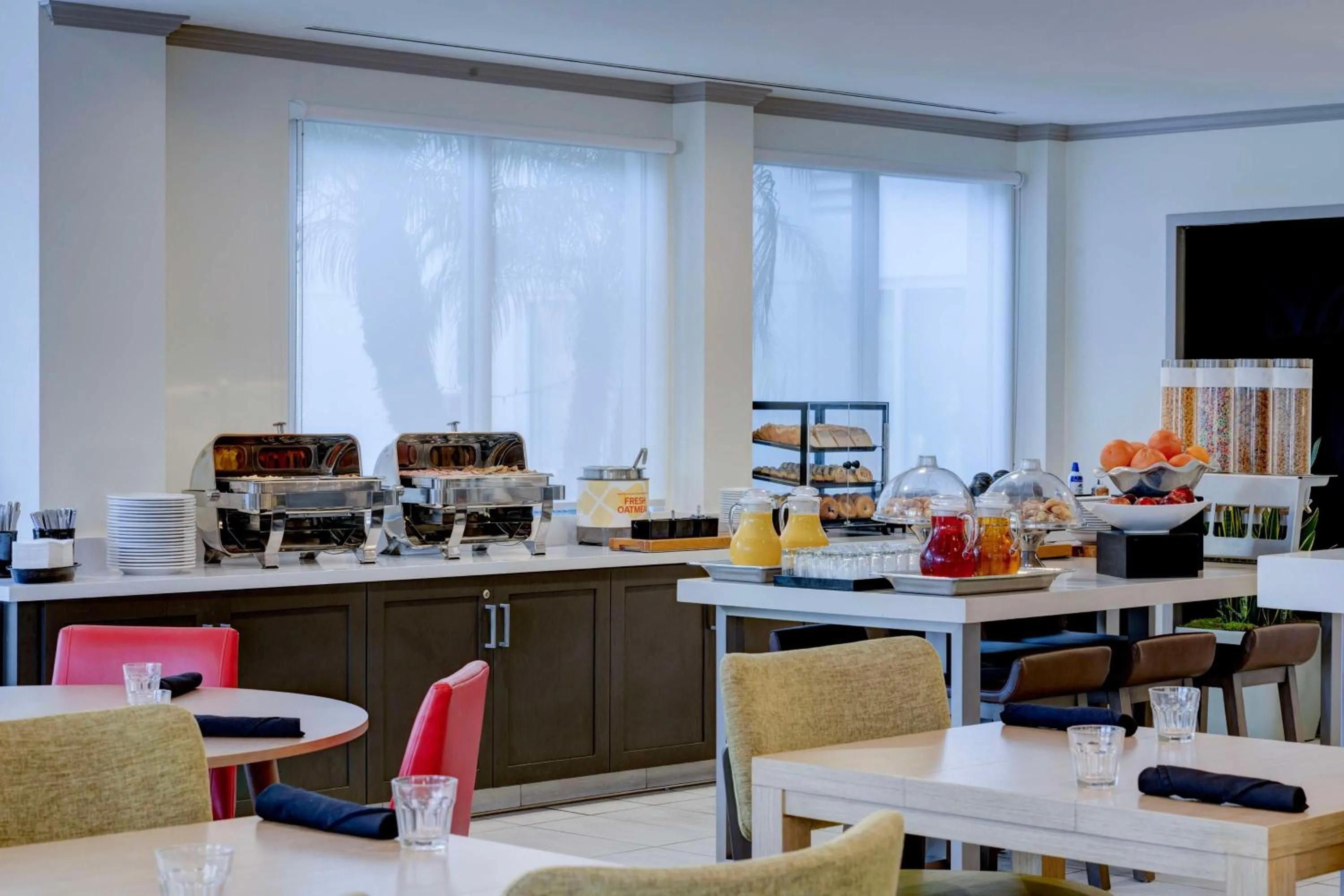 Breakfast in Hilton Garden Inn Anaheim/Garden Grove