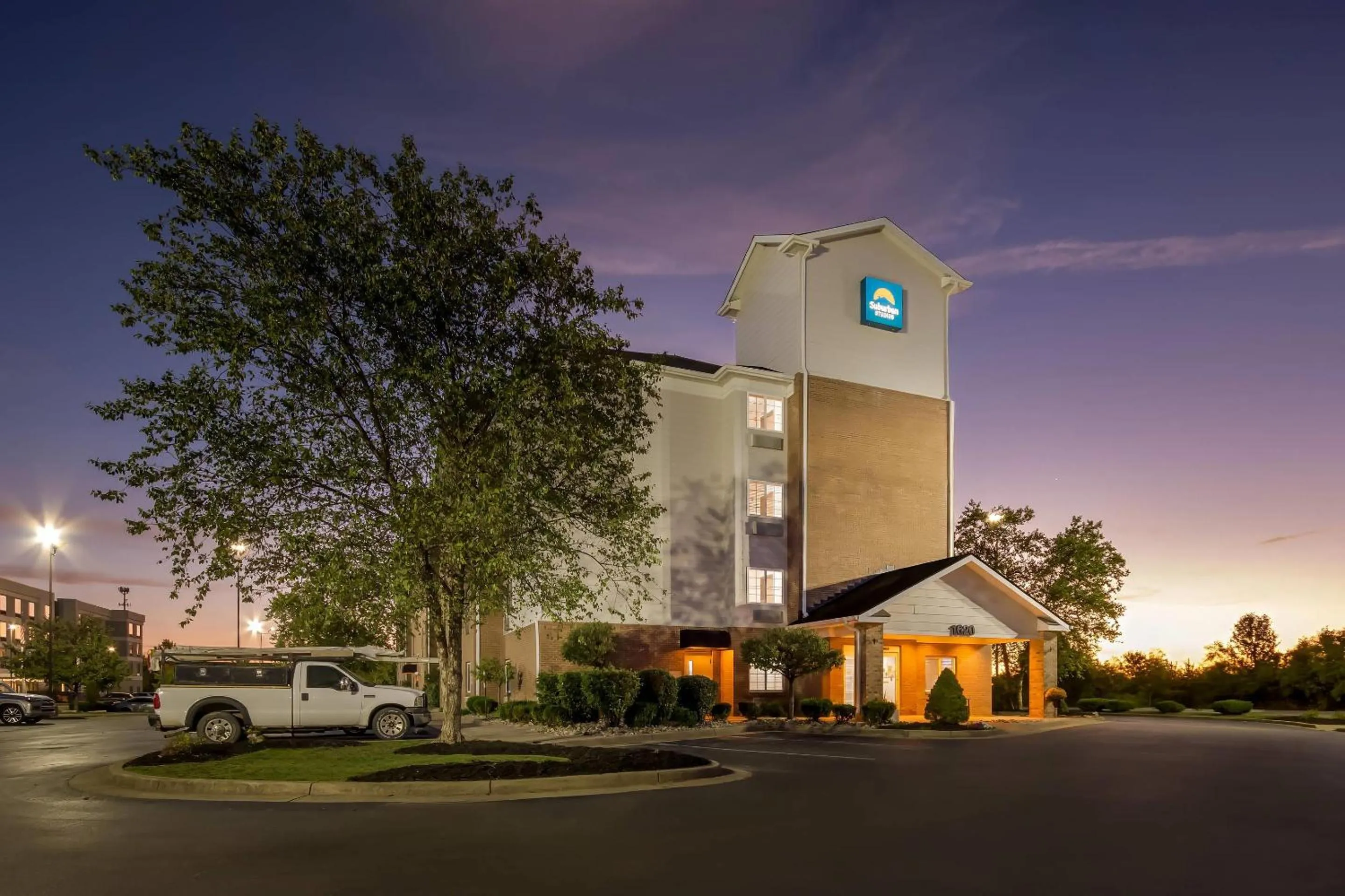 Property building in Suburban Studios Clarksville-Louisville North