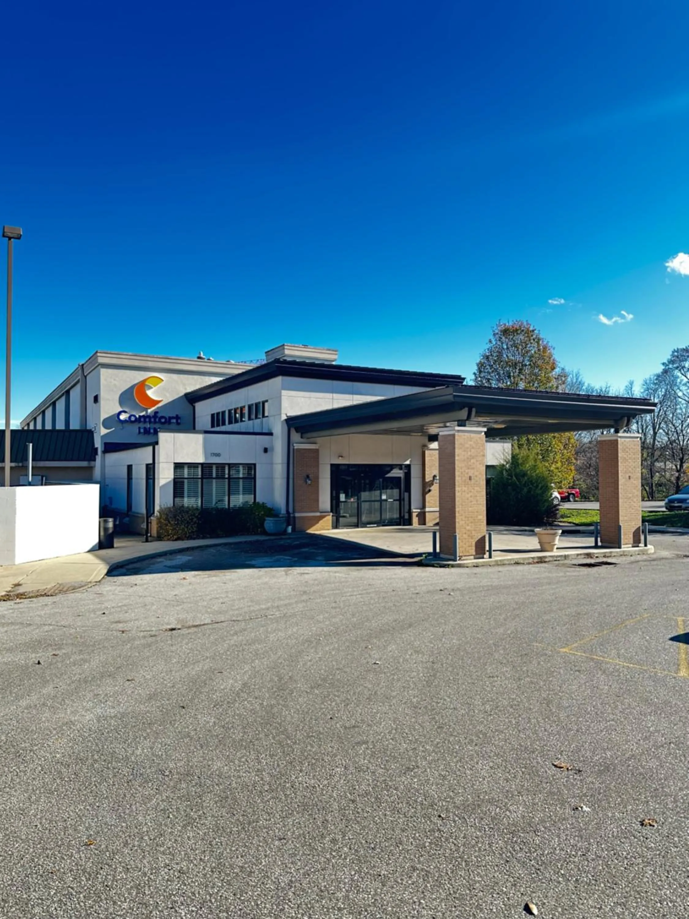 Property building in Comfort Inn Bloomington near University