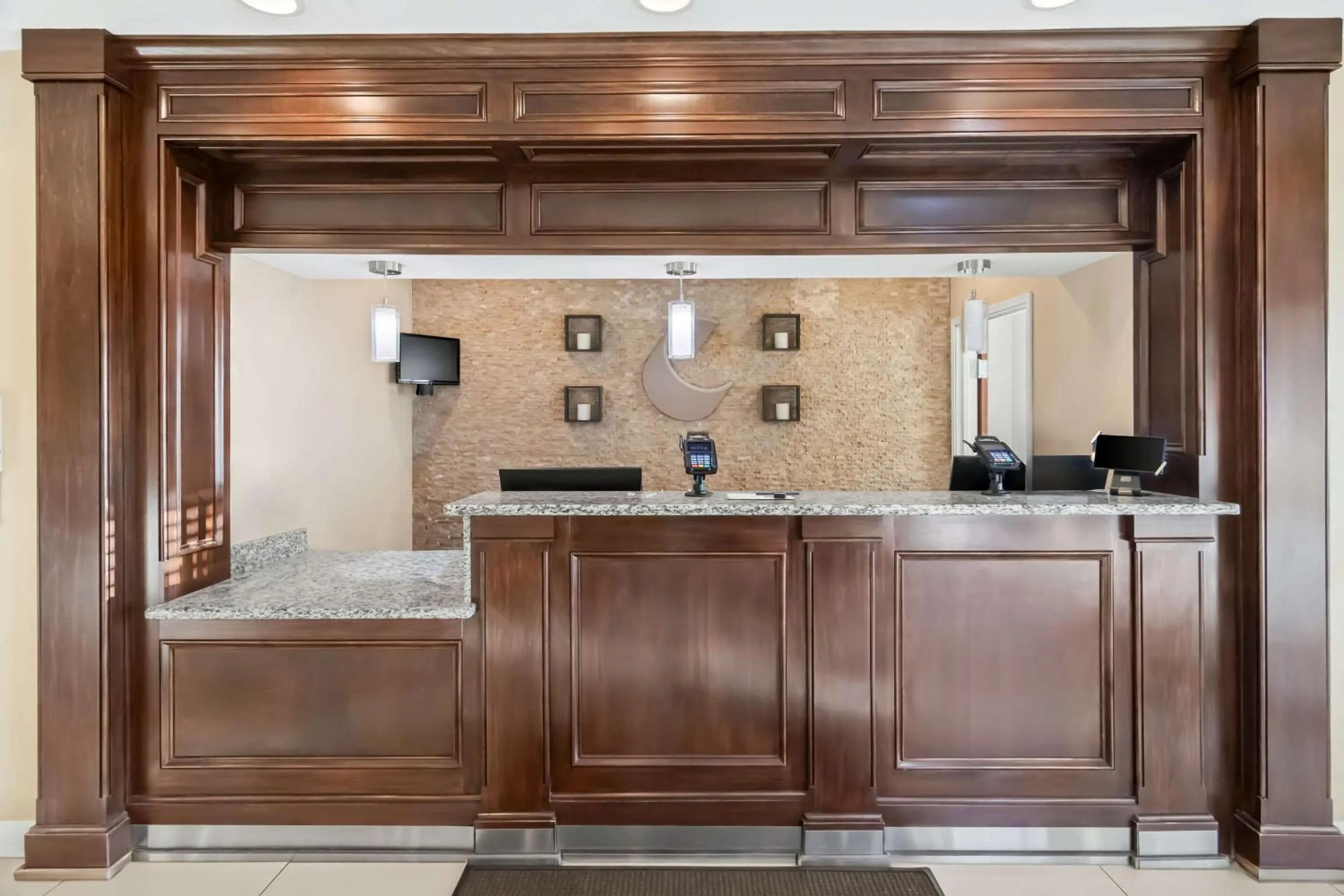 Lobby or reception in Comfort Inn Hebron-Lowell Area