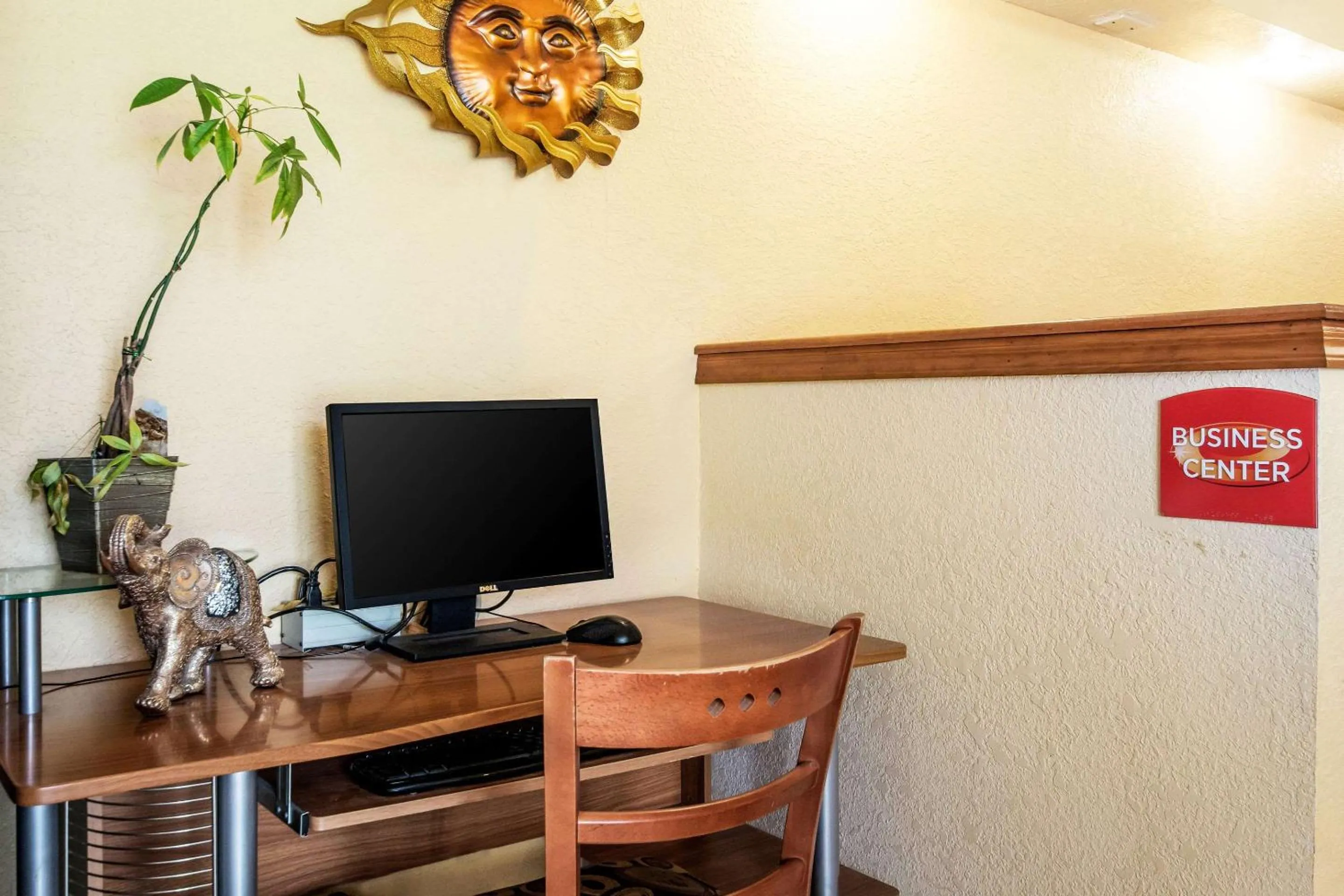 On site in Econo Lodge Cloverdale