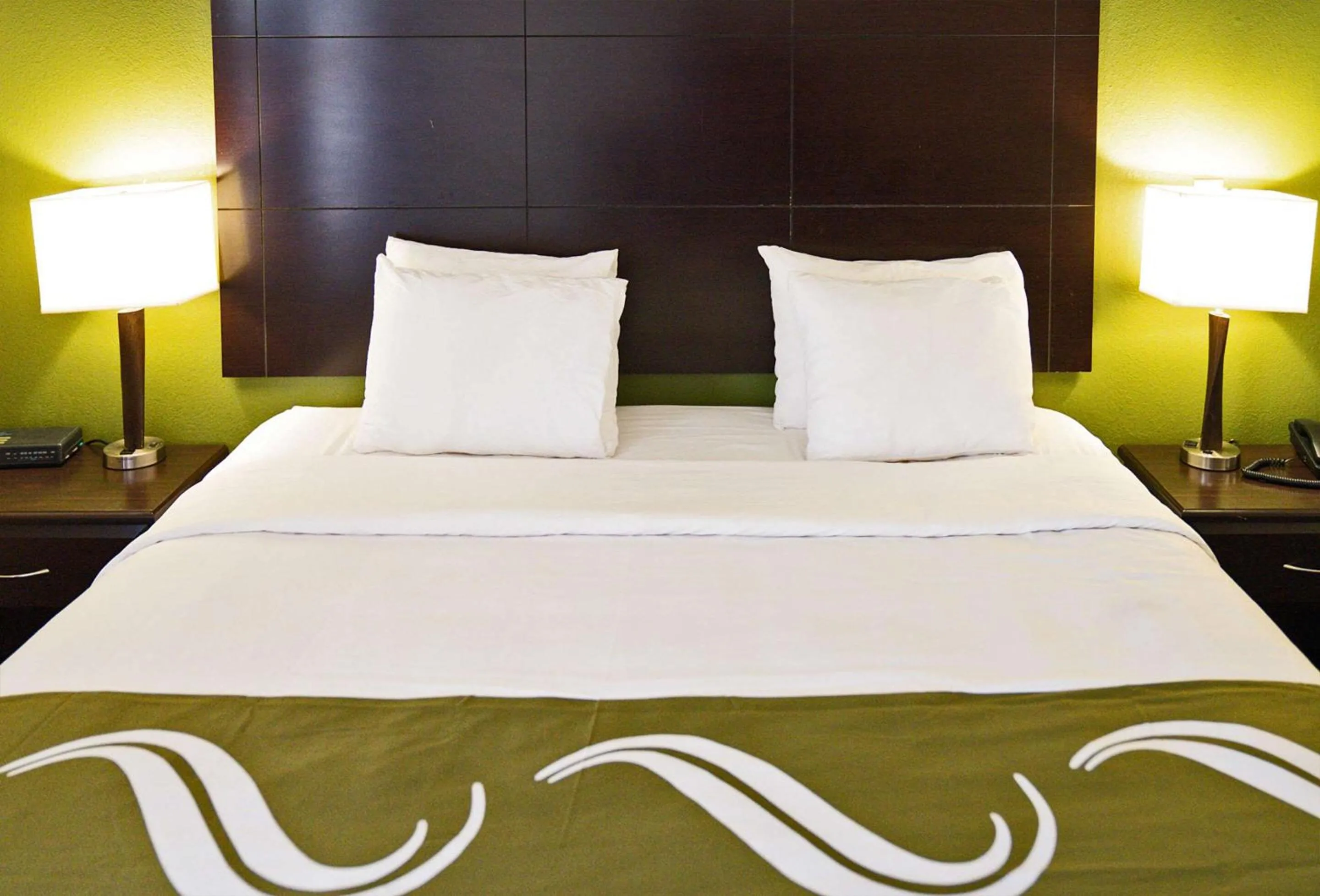 Bedroom, Bed in Quality Inn Seymour I-65