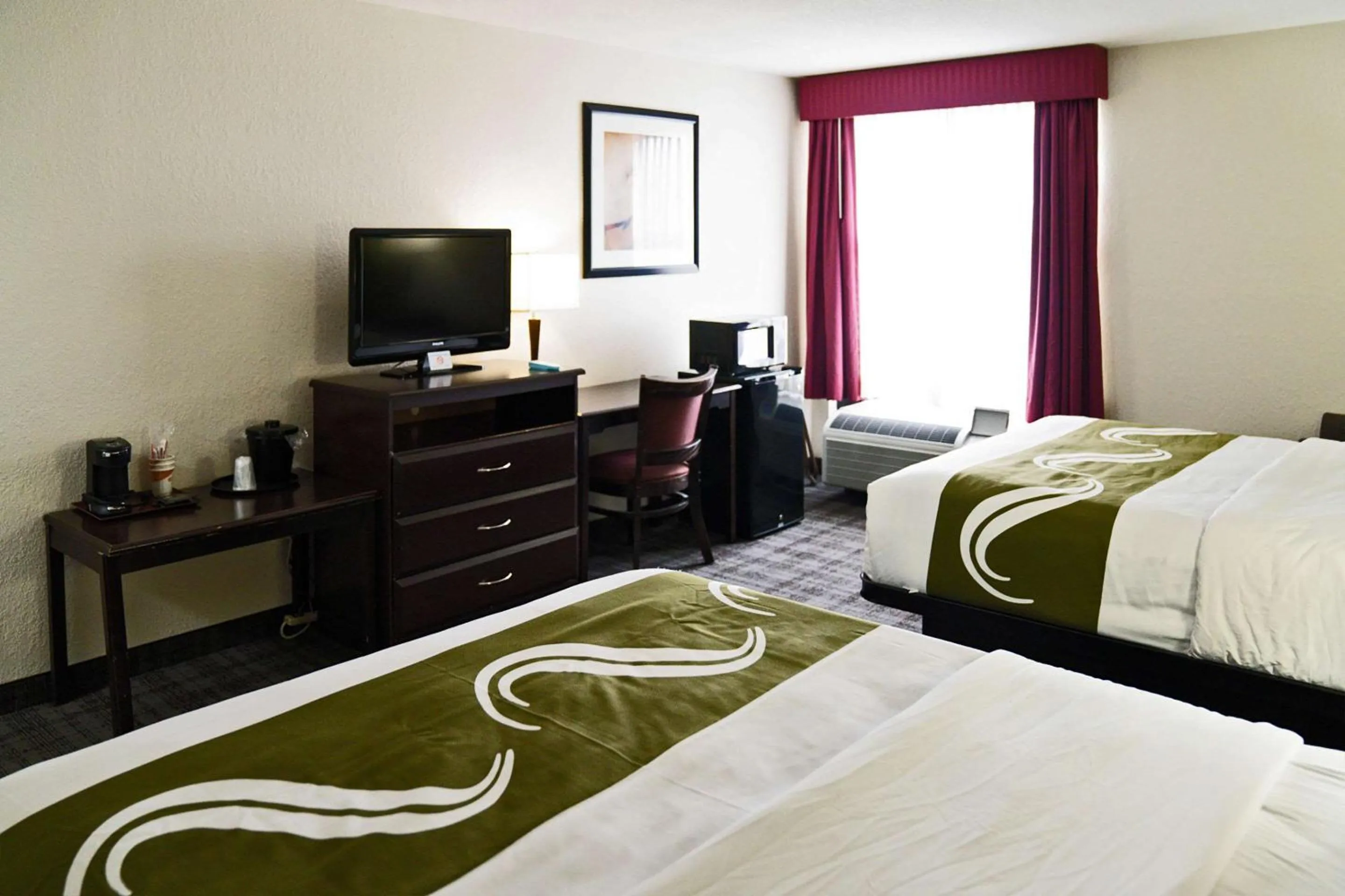 Bedroom, Bed in Quality Inn Seymour I-65