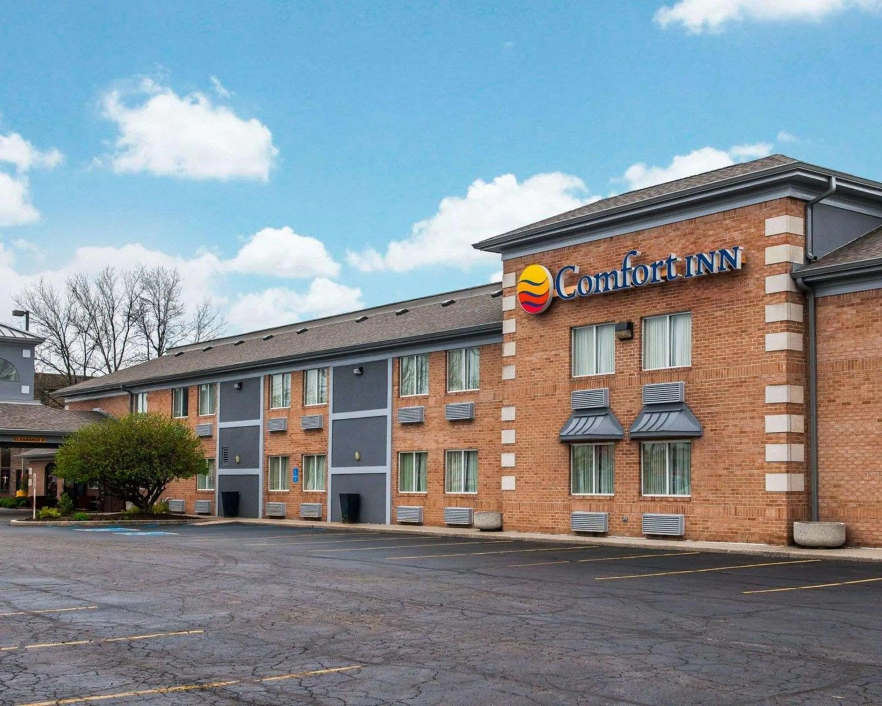 Property building in Comfort Inn Indianapolis South I-65