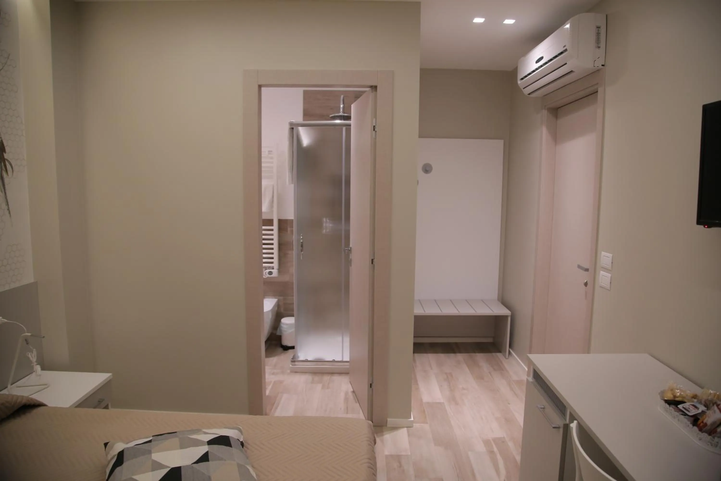 Photo of the whole room in B&b Antigua