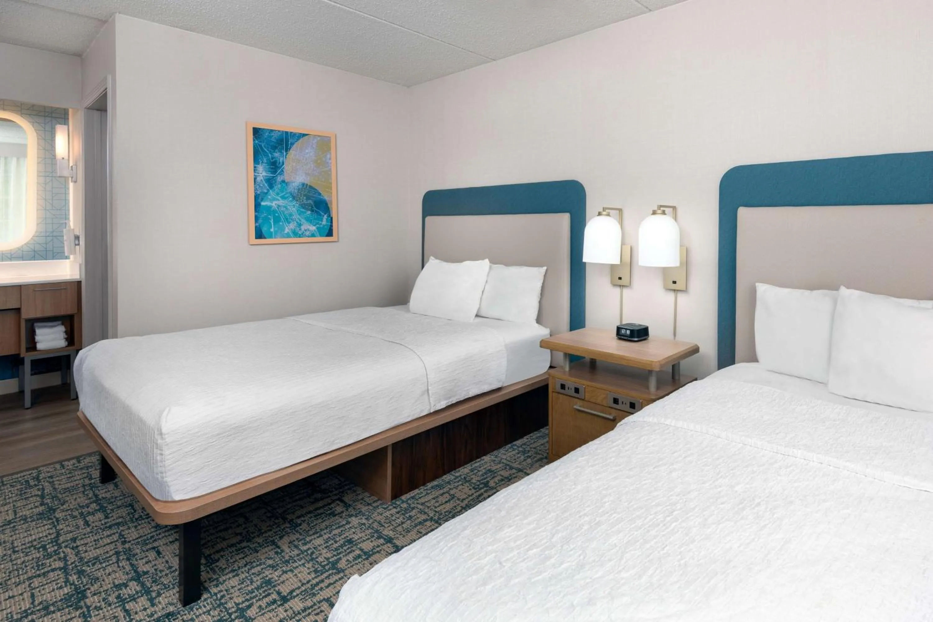 Bed in Homewood Suites by Hilton Buffalo/Airport