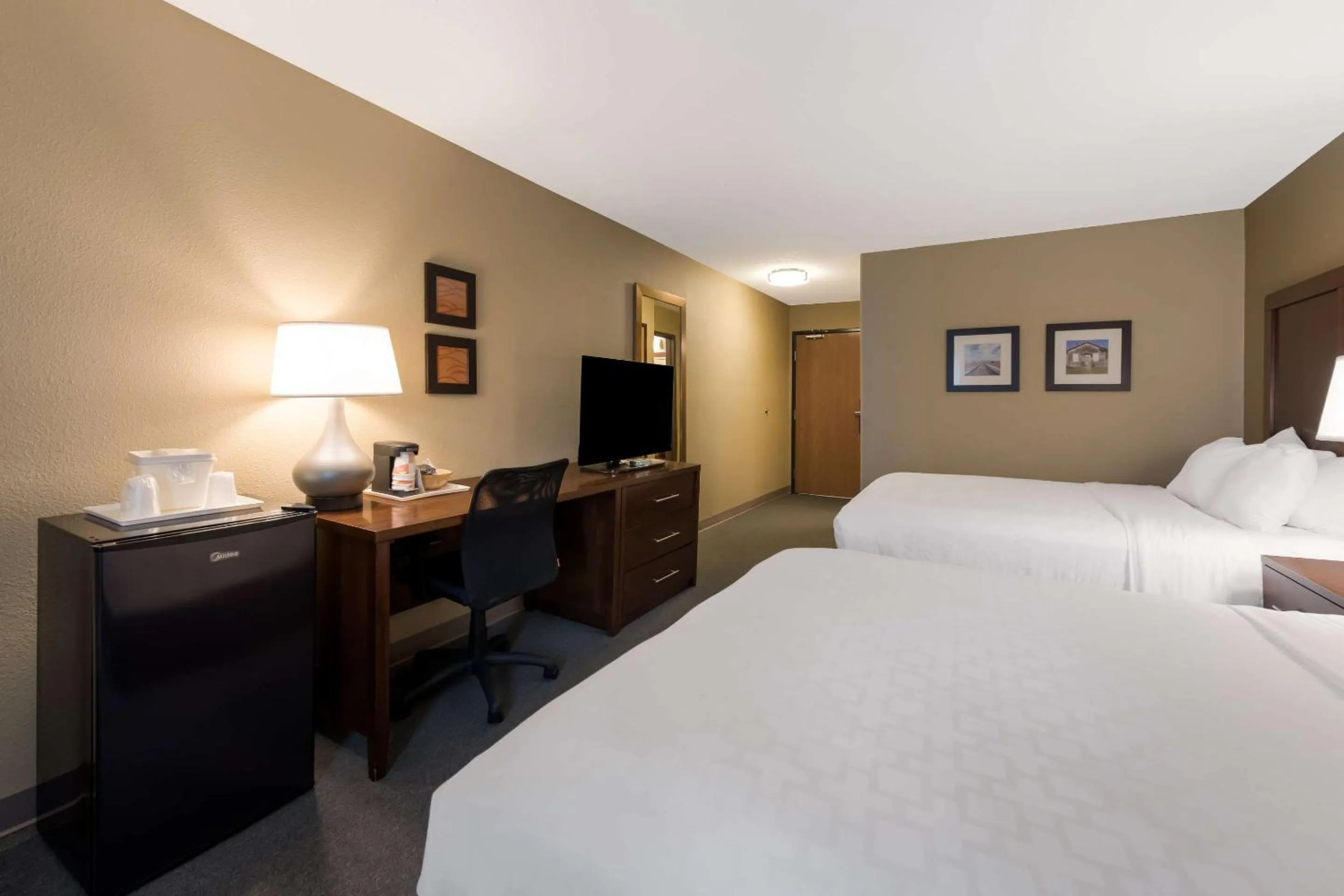 Bedroom, Bed in Comfort Inn Wichita East