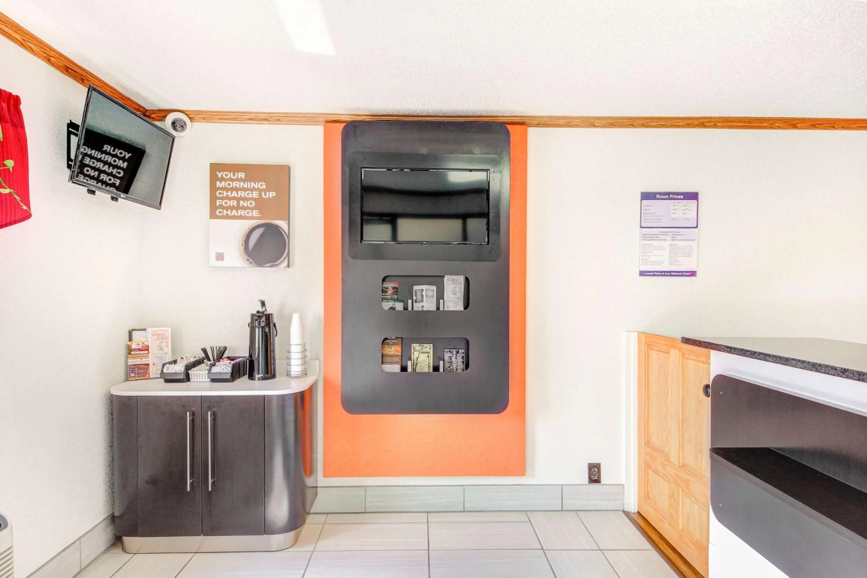 Communal lounge/ TV room in Motel 6-Wichita, KS