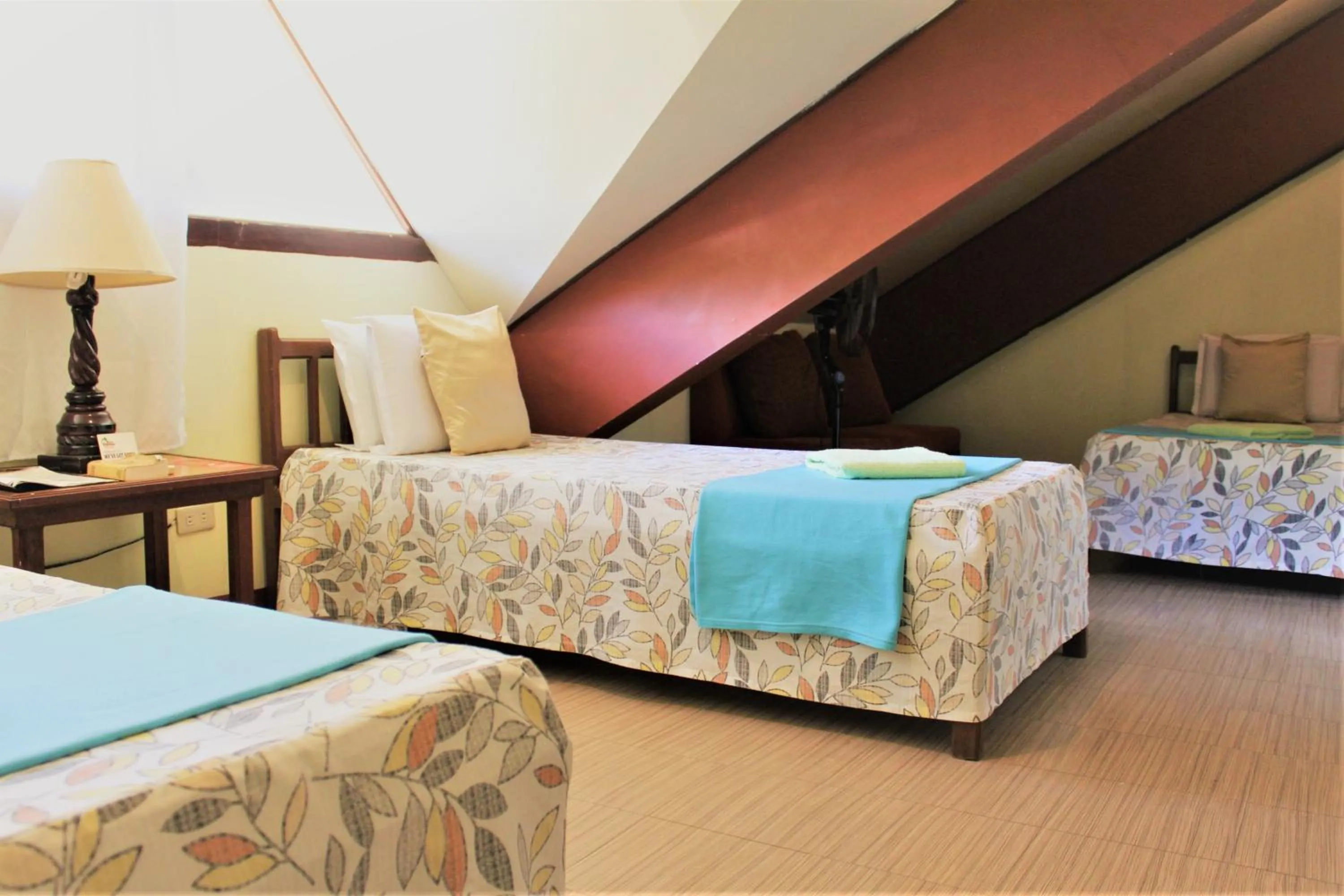 Lolo Oyong Pension House