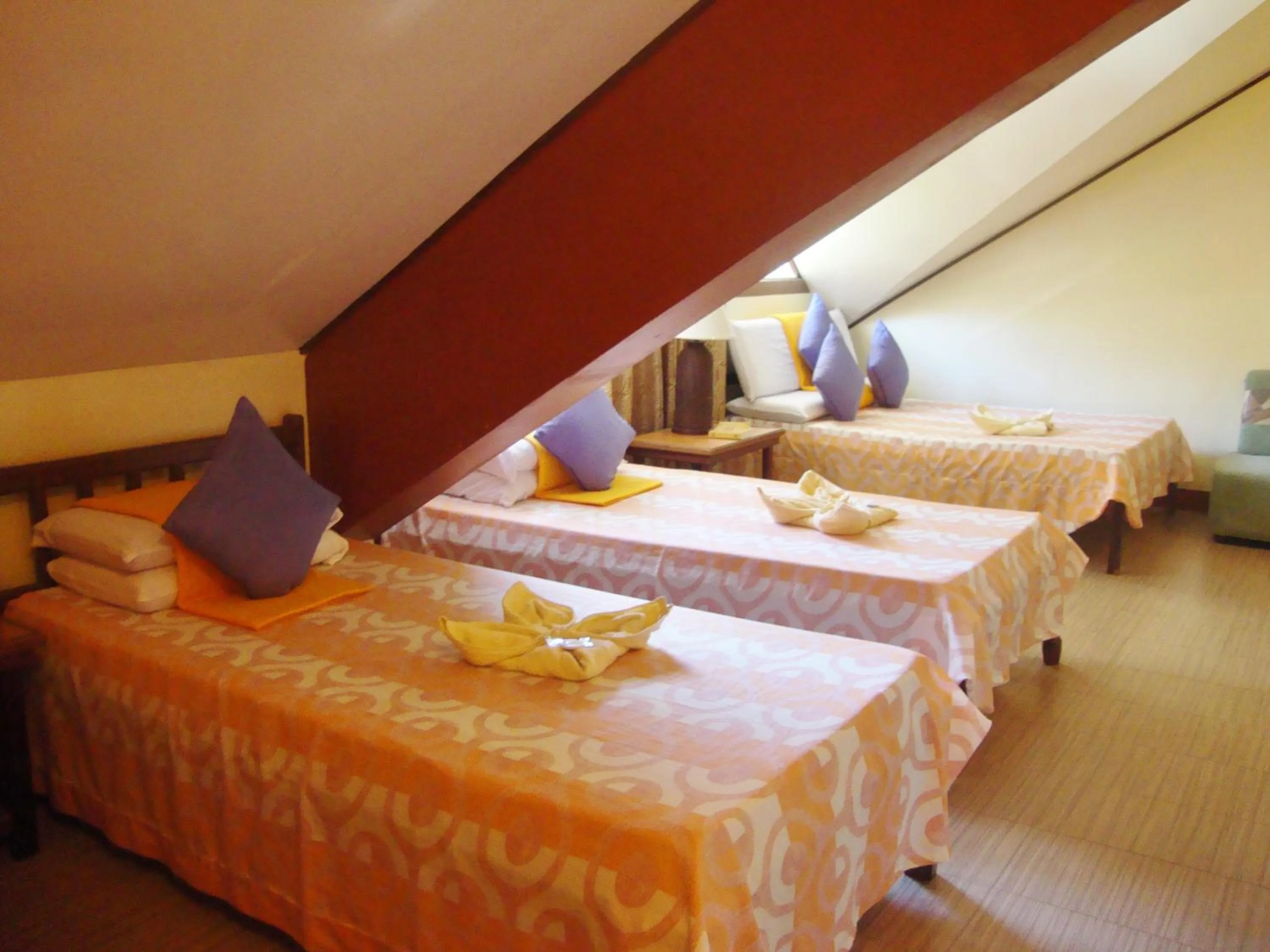 Lolo Oyong Pension House