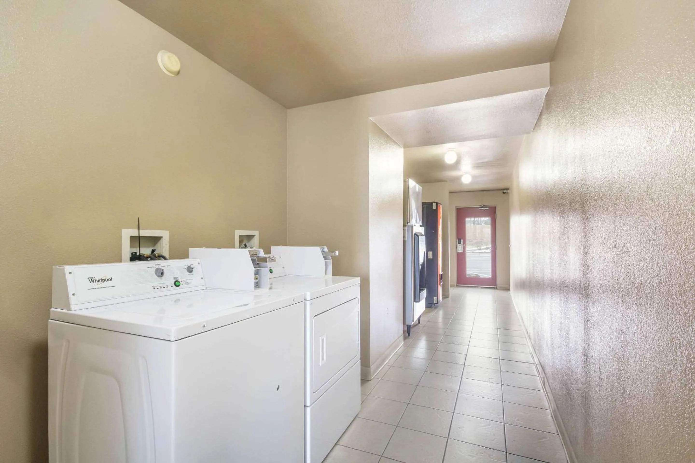 Other in Econo Lodge Inn & Suites I-35 at Shawnee Mission