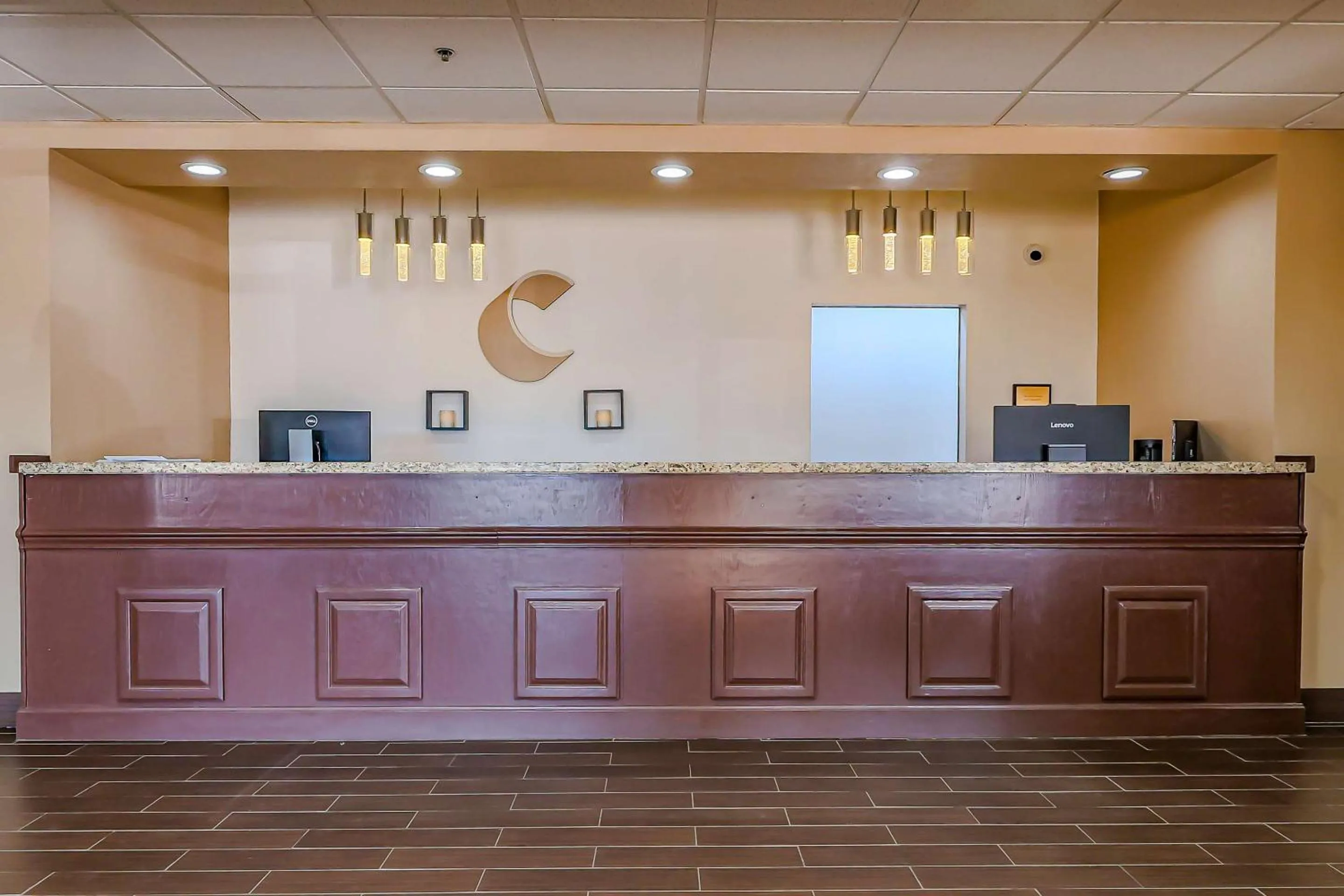 Lobby or reception in Comfort Inn Ottawa
